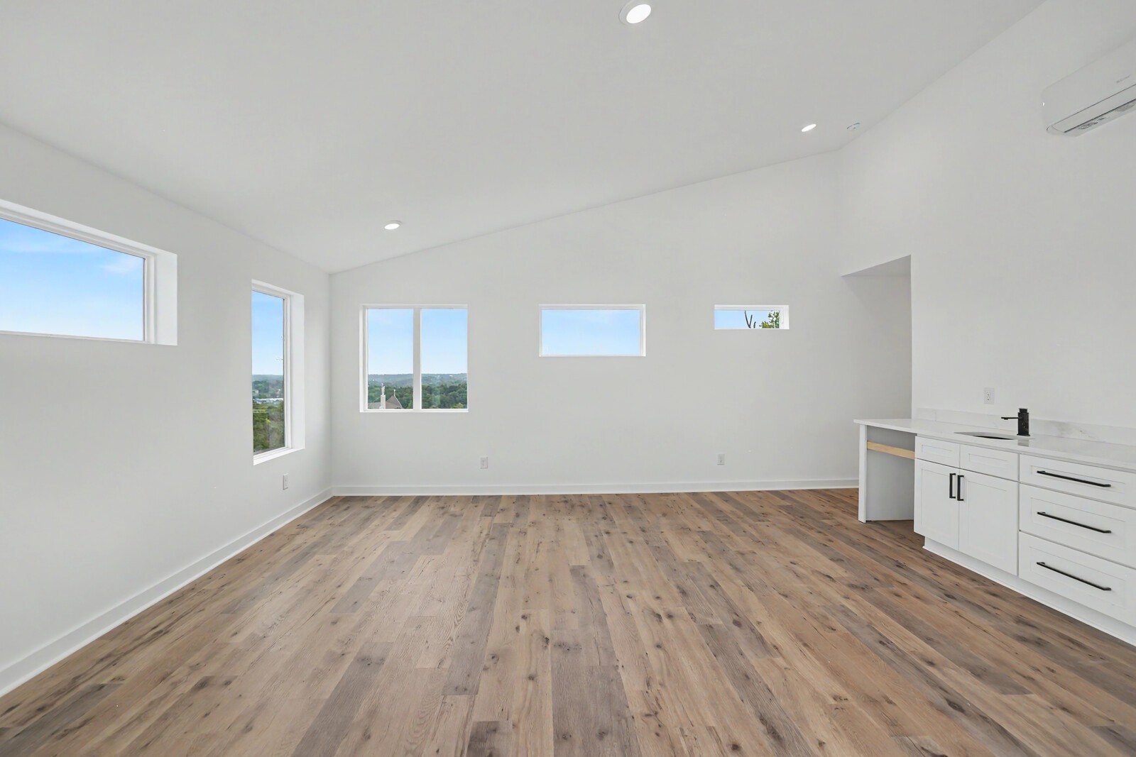 209 Walnutwood Lane