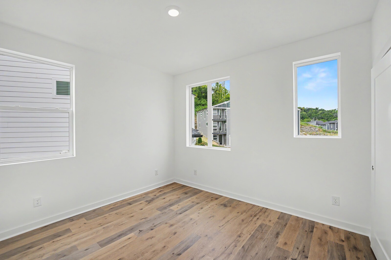 209 Walnutwood Lane