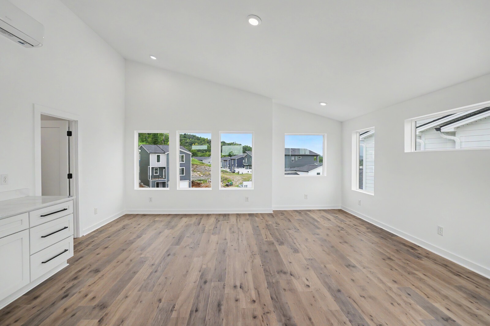 209 Walnutwood Lane