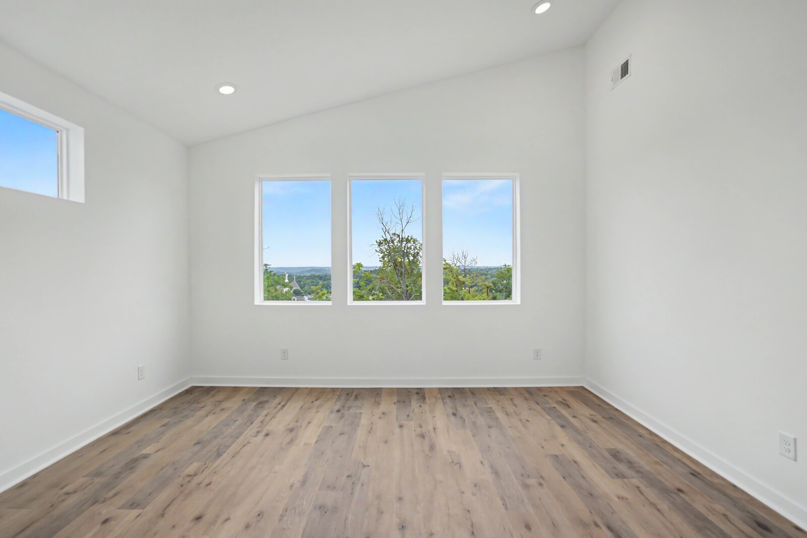 209 Walnutwood Lane
