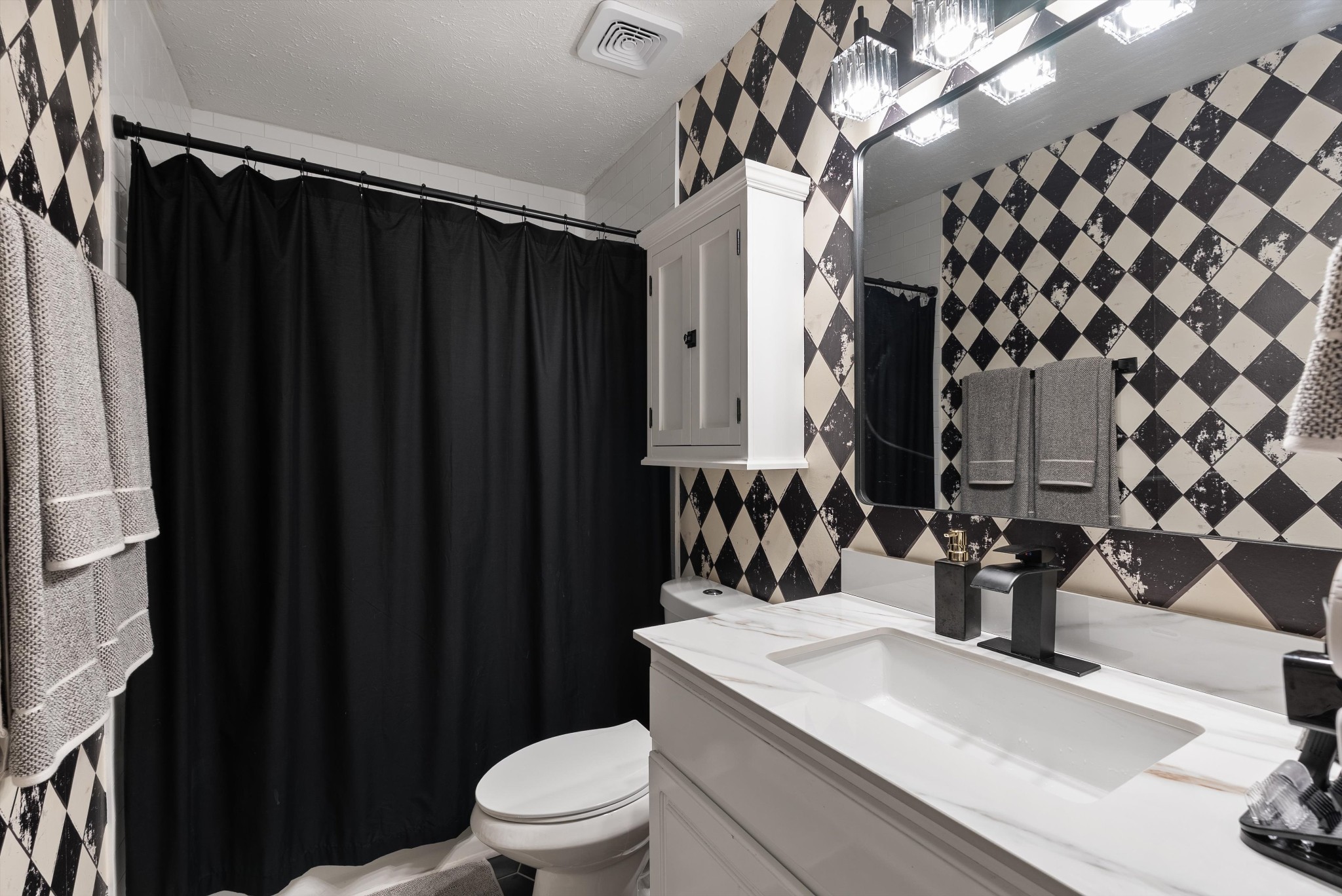 119 Highland Villa Dr