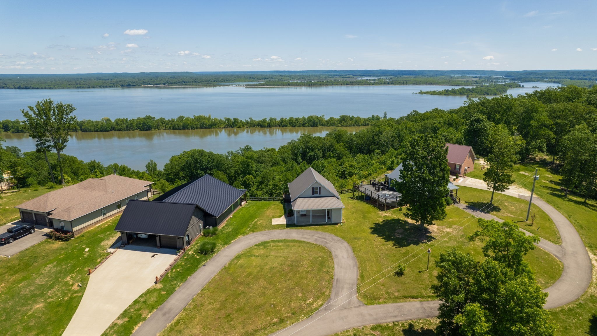 270 Rockport Lndg
