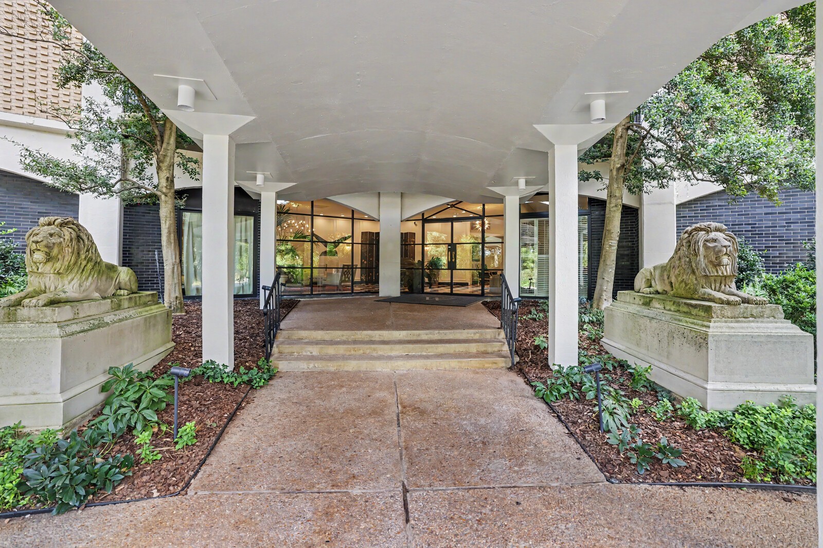 4215 Harding Pike Unit: 1011