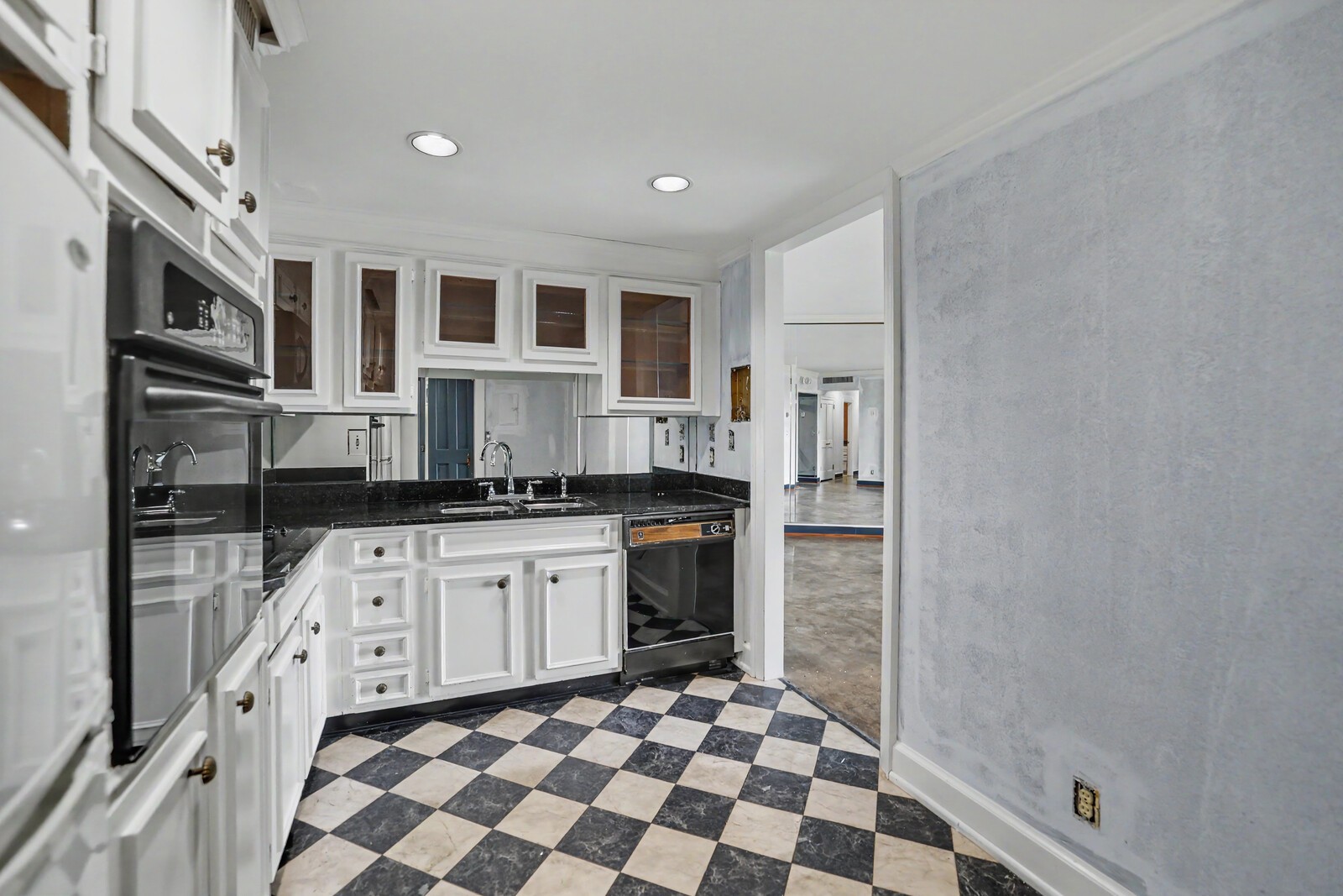 4215 Harding Pike Unit: 1011