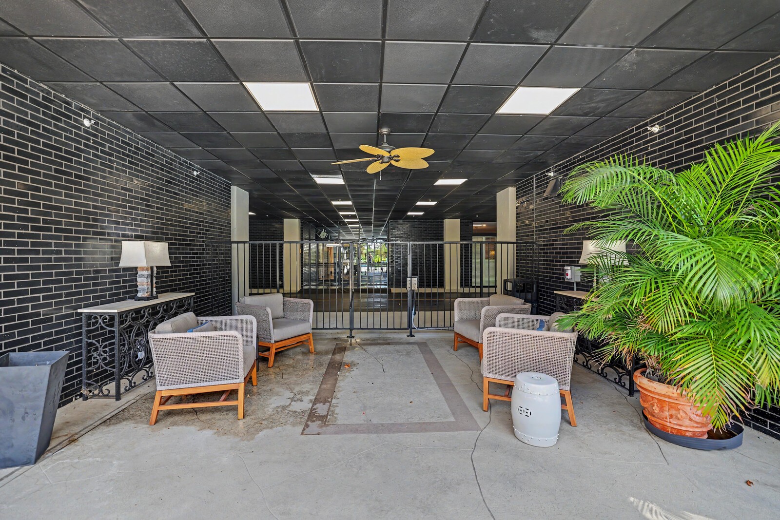 4215 Harding Pike Unit: 1011