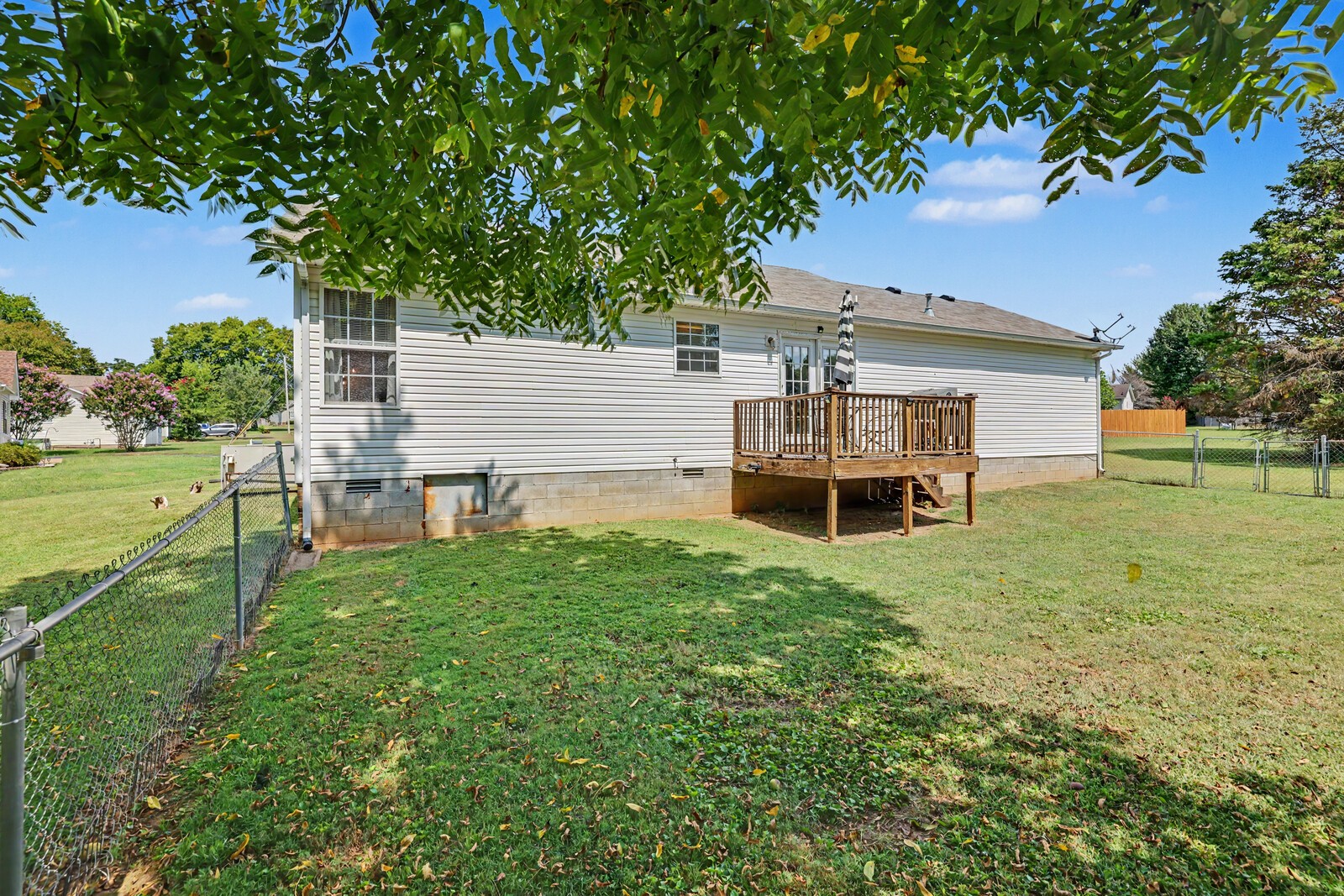718 Paige Ct