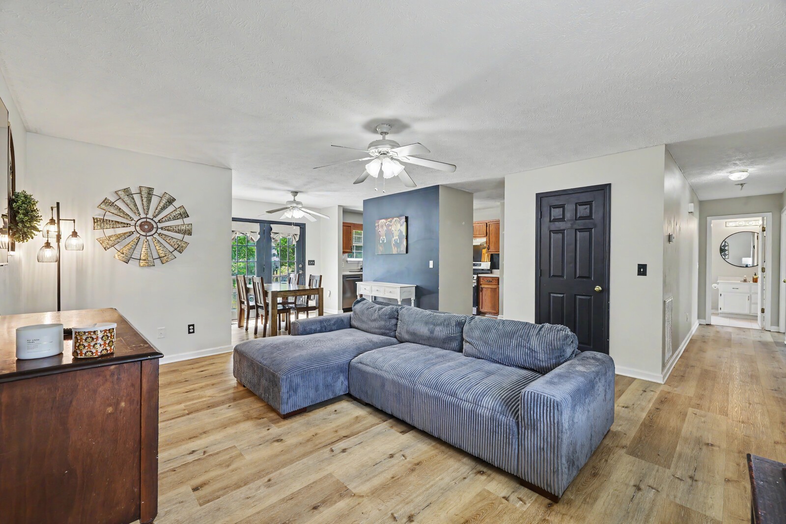 718 Paige Ct