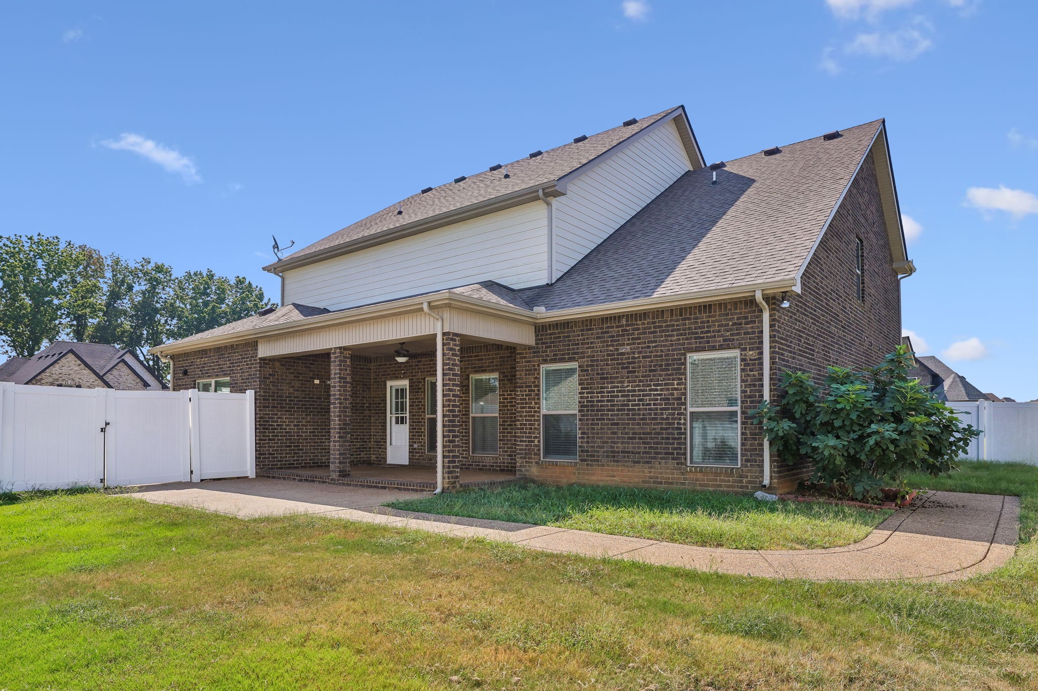 1200 Emmie Reece Dr