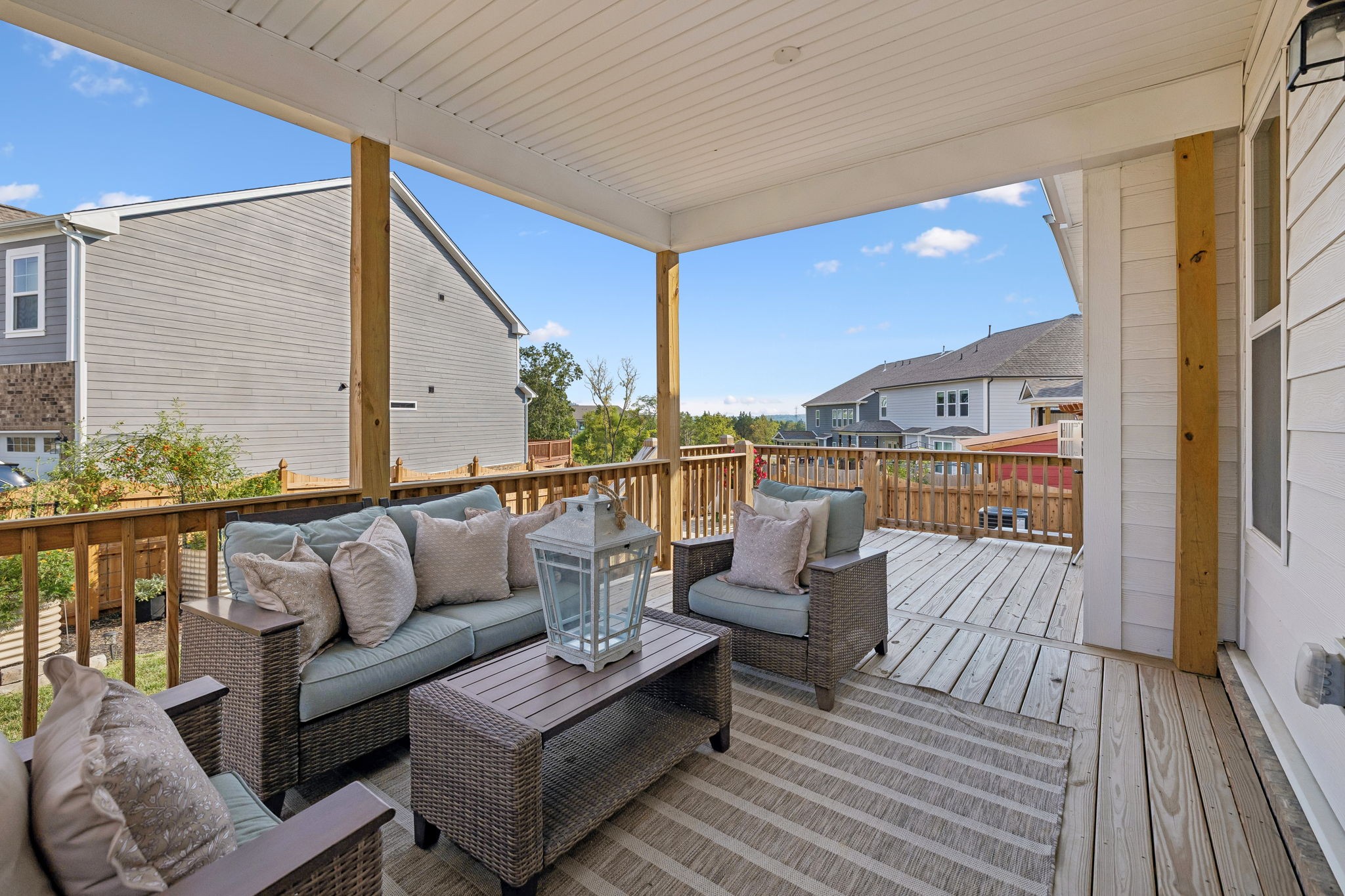318 Rawling Ln