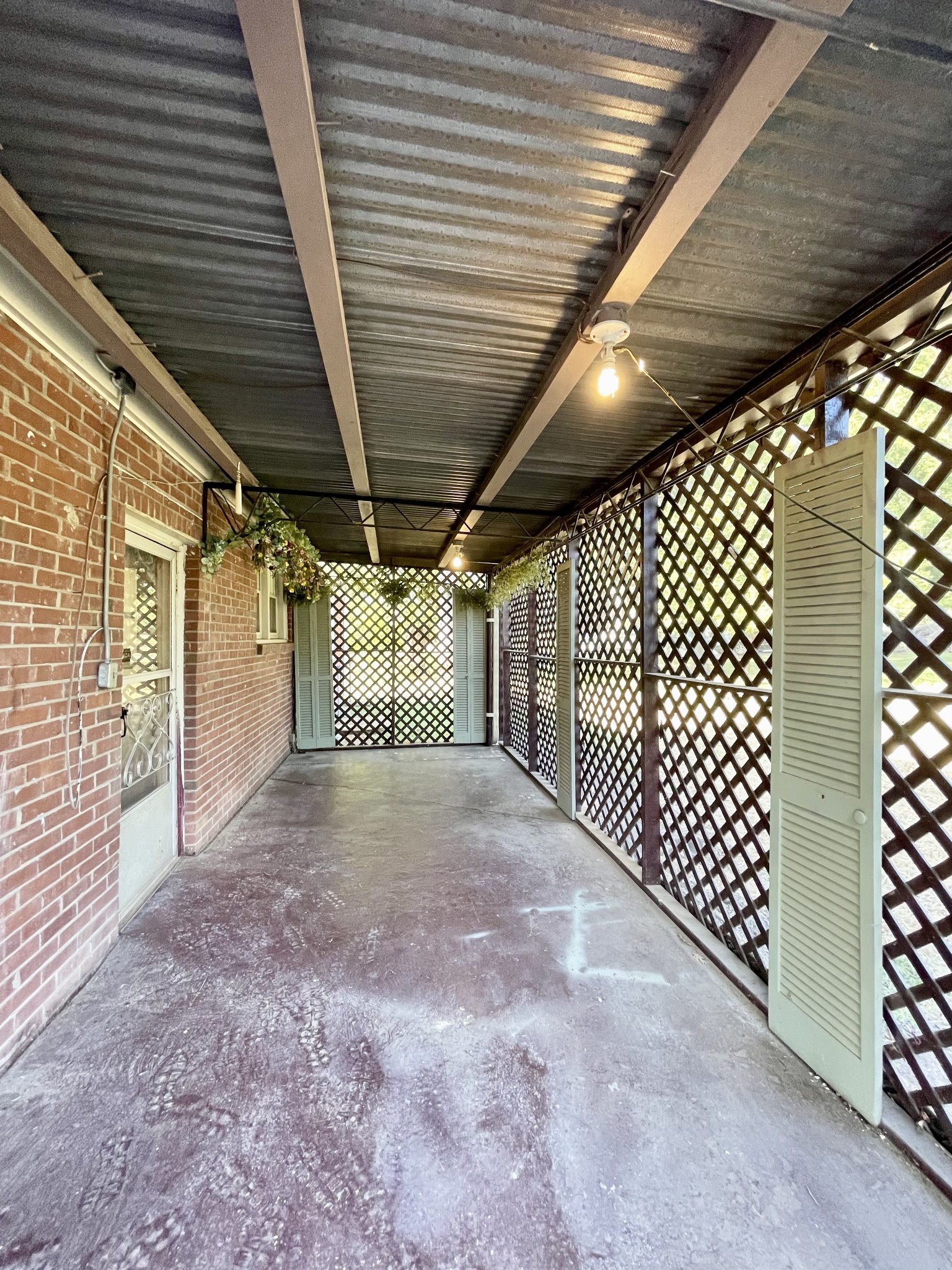 603 Colfax Dr