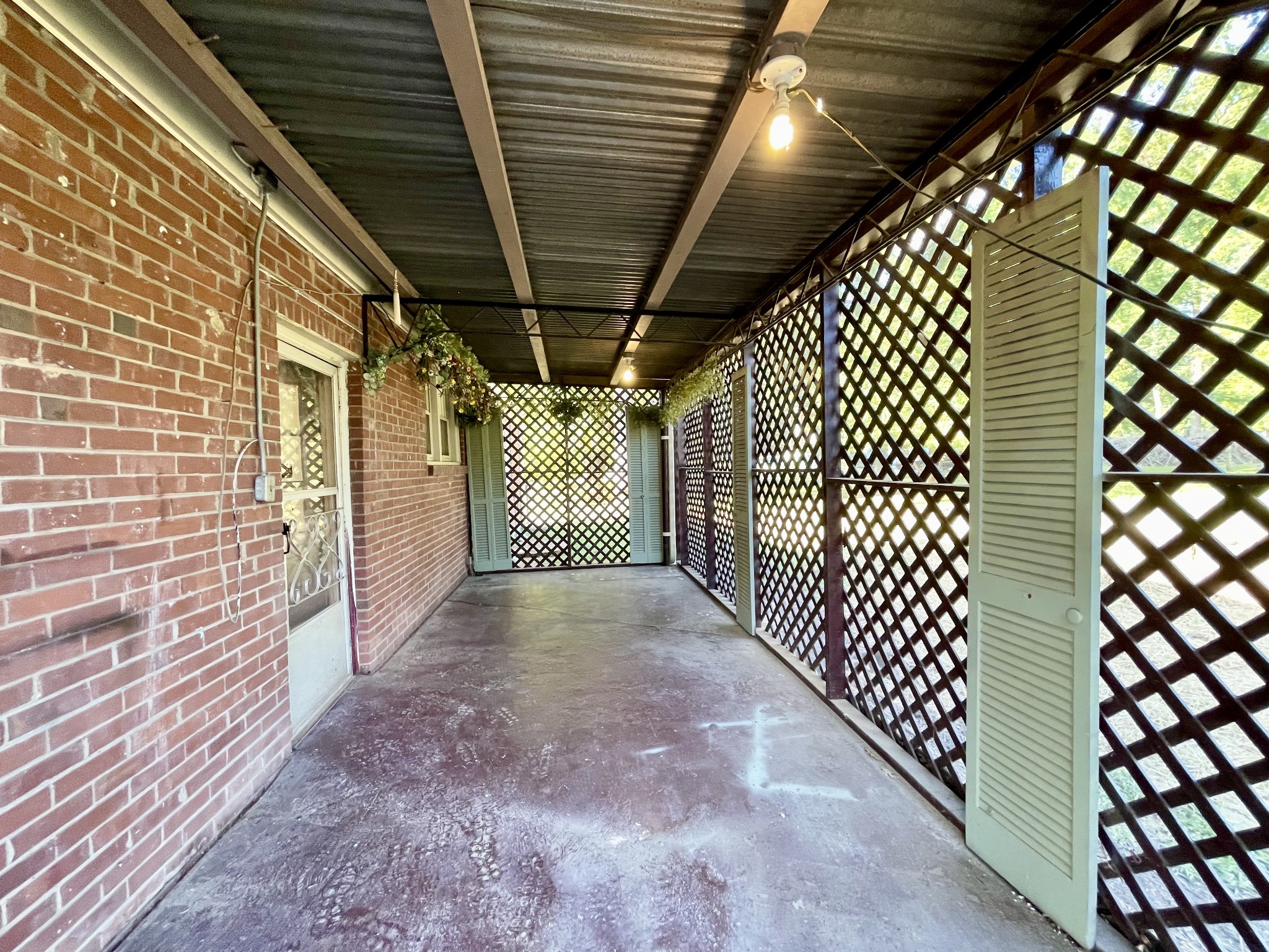 603 Colfax Dr