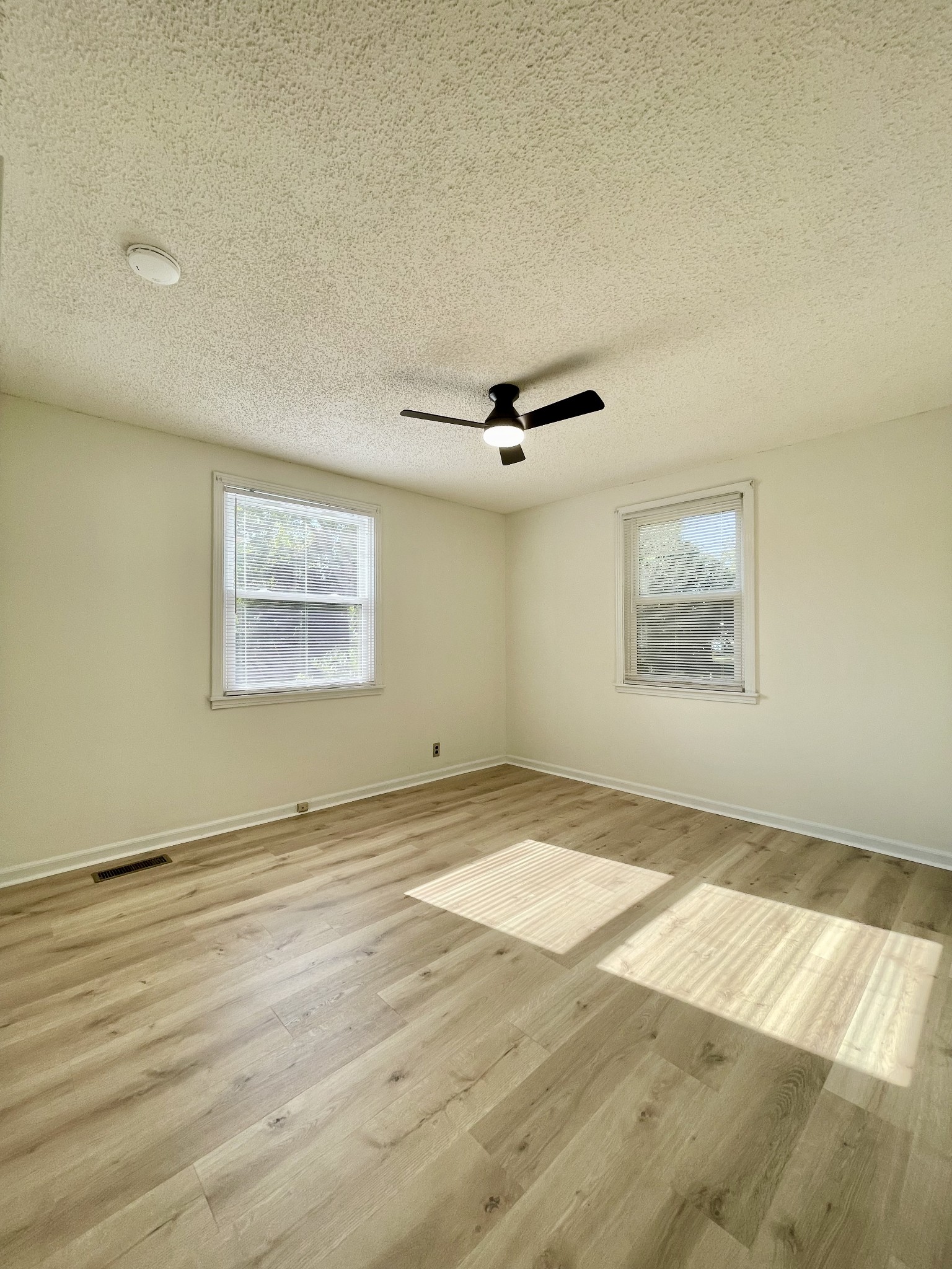 603 Colfax Dr