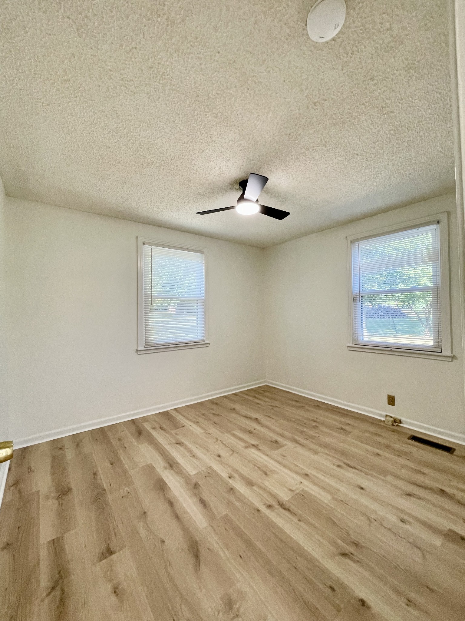 603 Colfax Dr