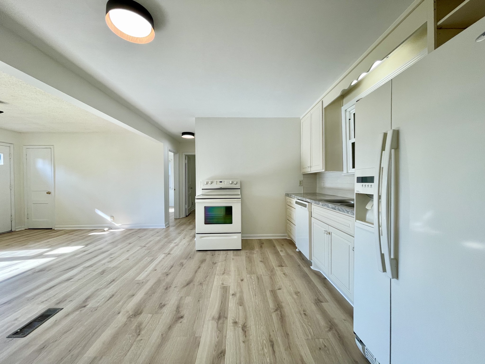 603 Colfax Dr