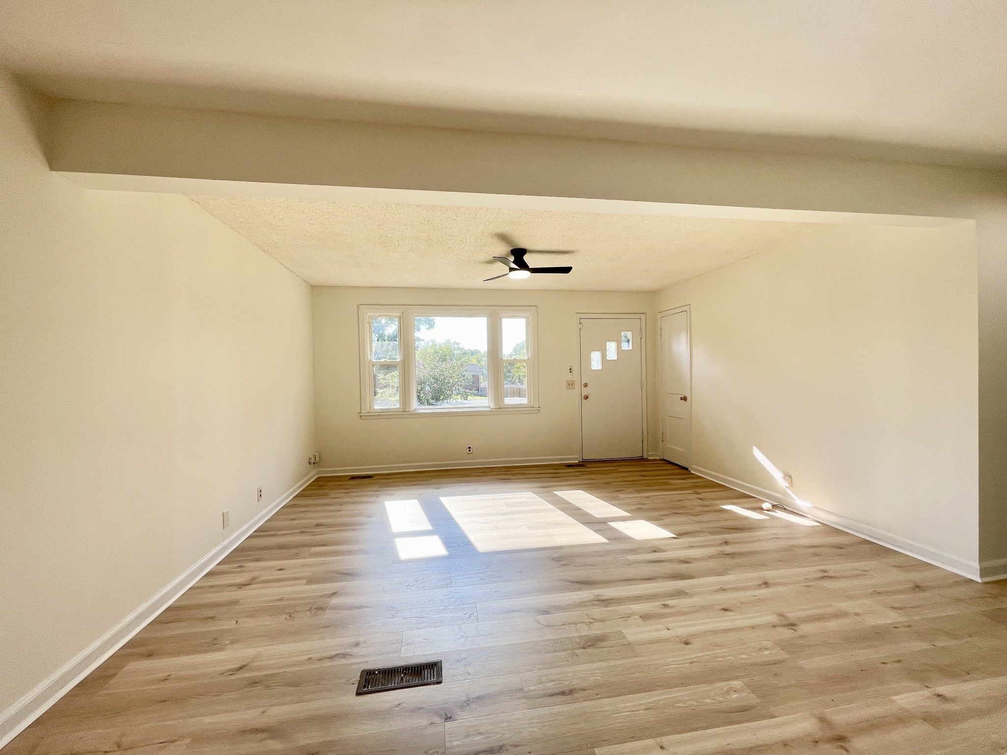 603 Colfax Dr