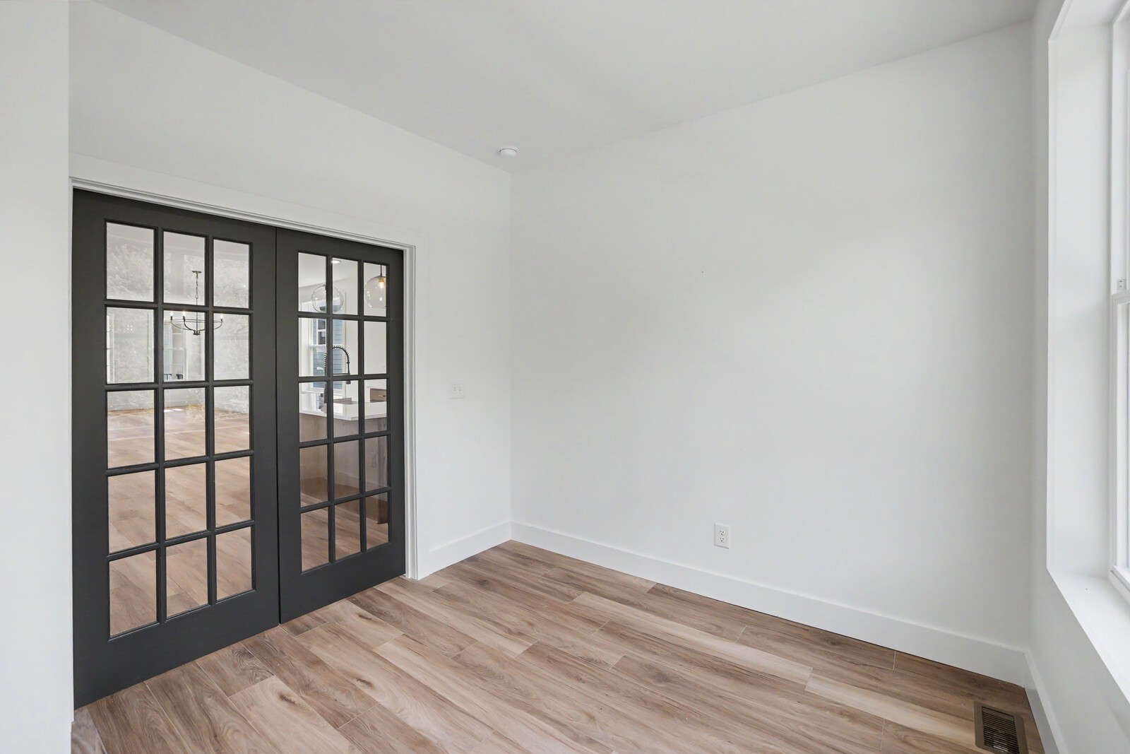 135 Stella Dr