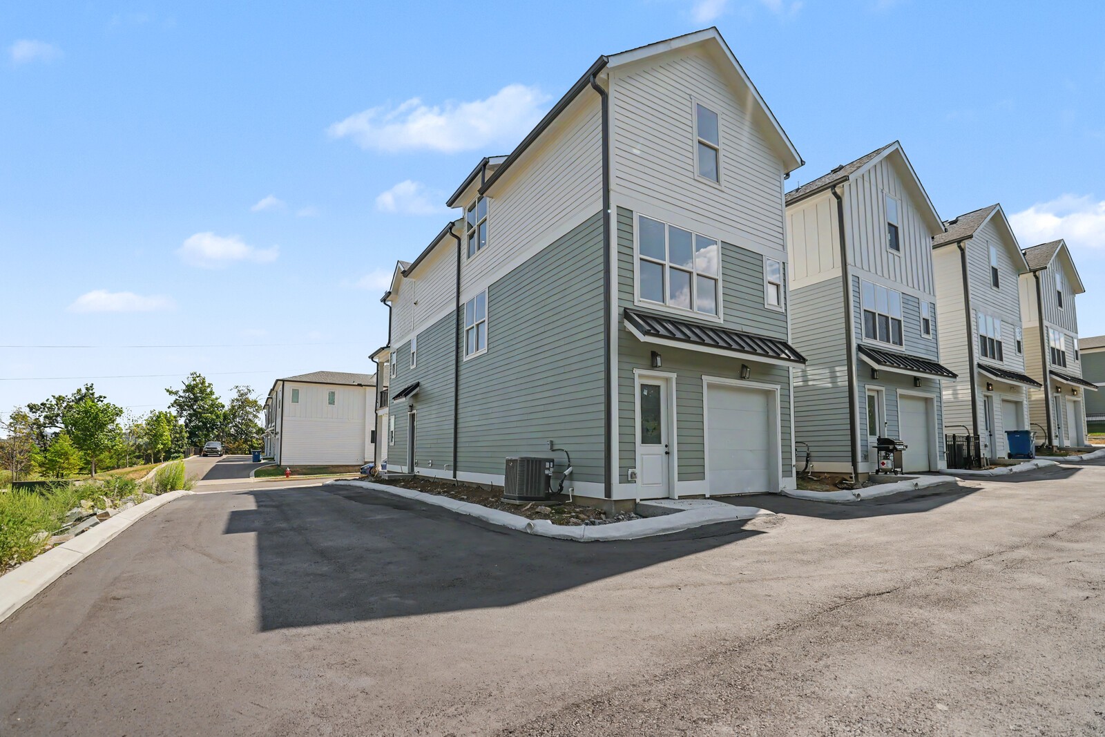 135 Stella Dr