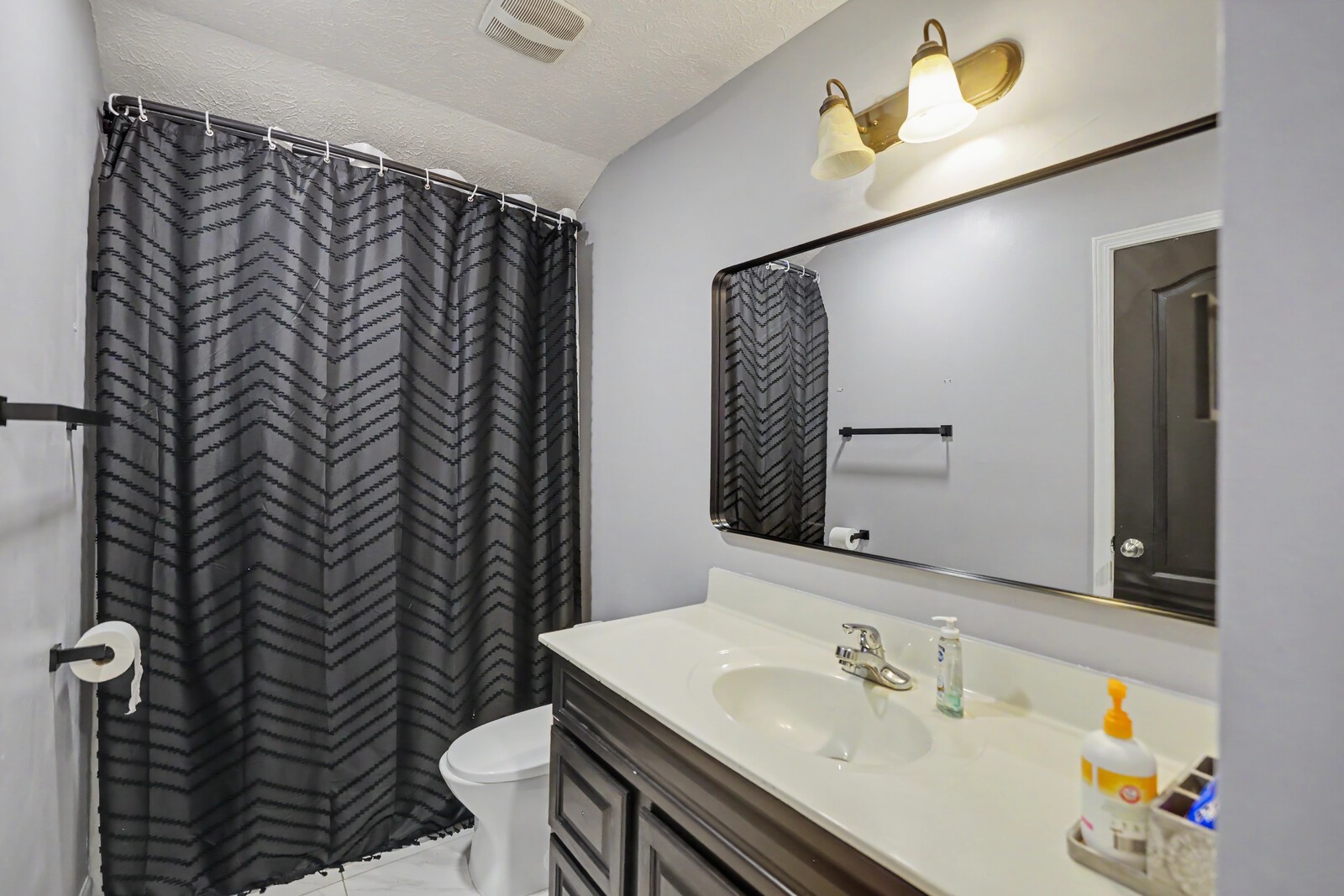 709 Keeton Ct