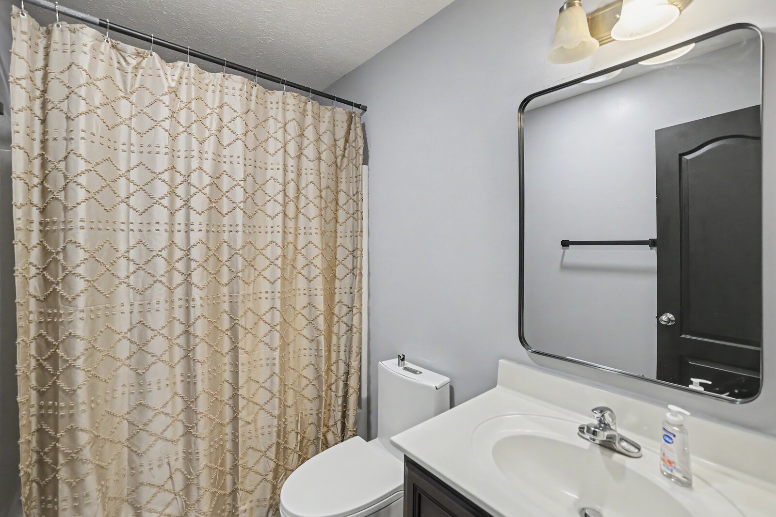 709 Keeton Ct