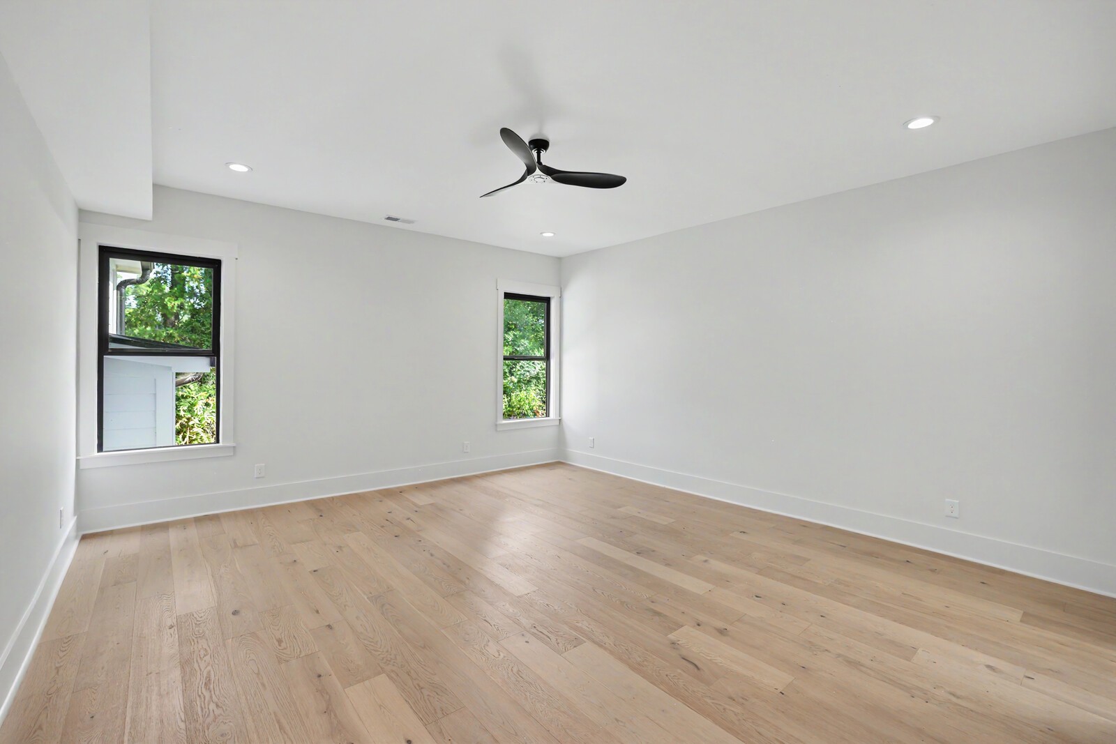 1112 Caldwell Ln