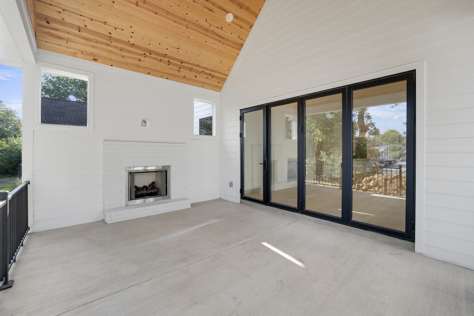 1112 Caldwell Ln