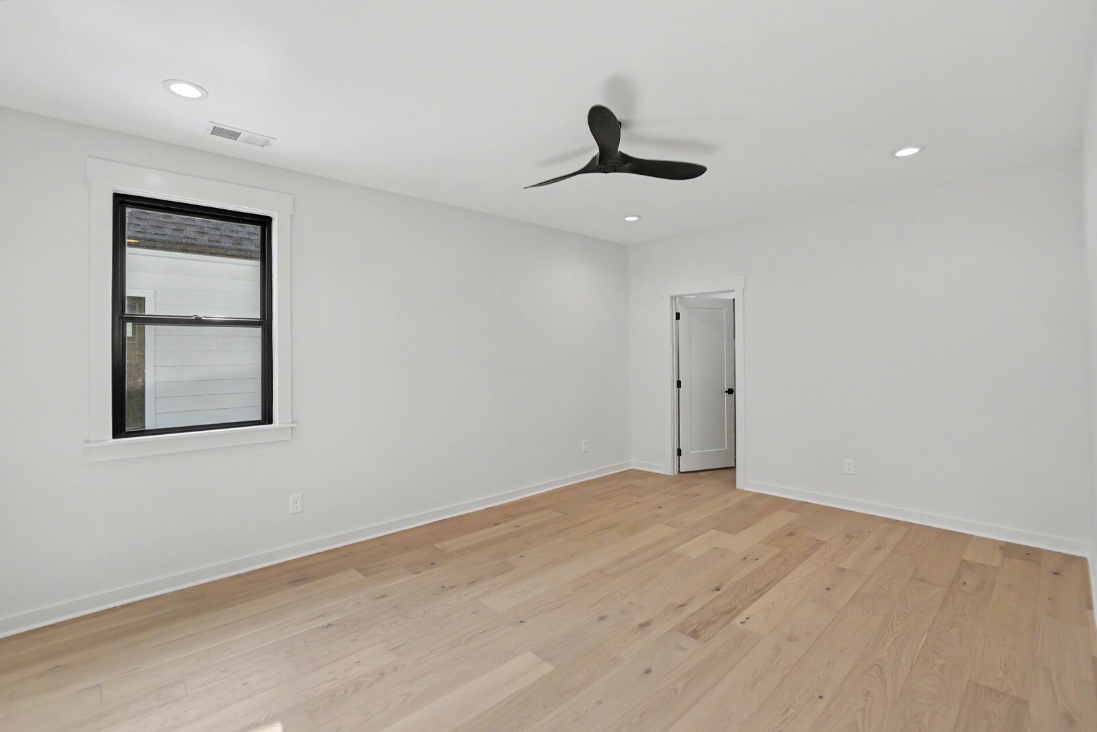 1112 Caldwell Ln