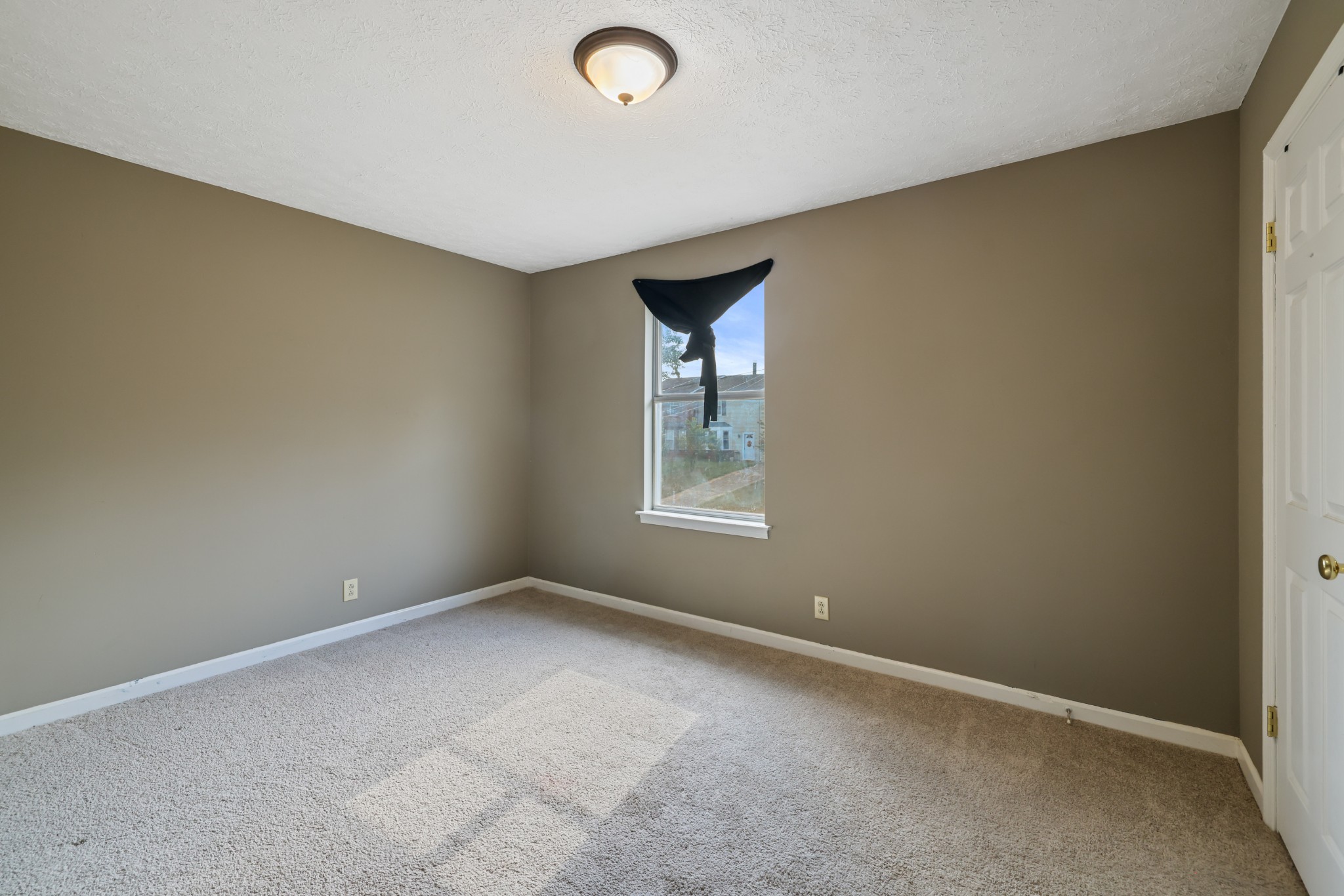 681 Mercer Dr