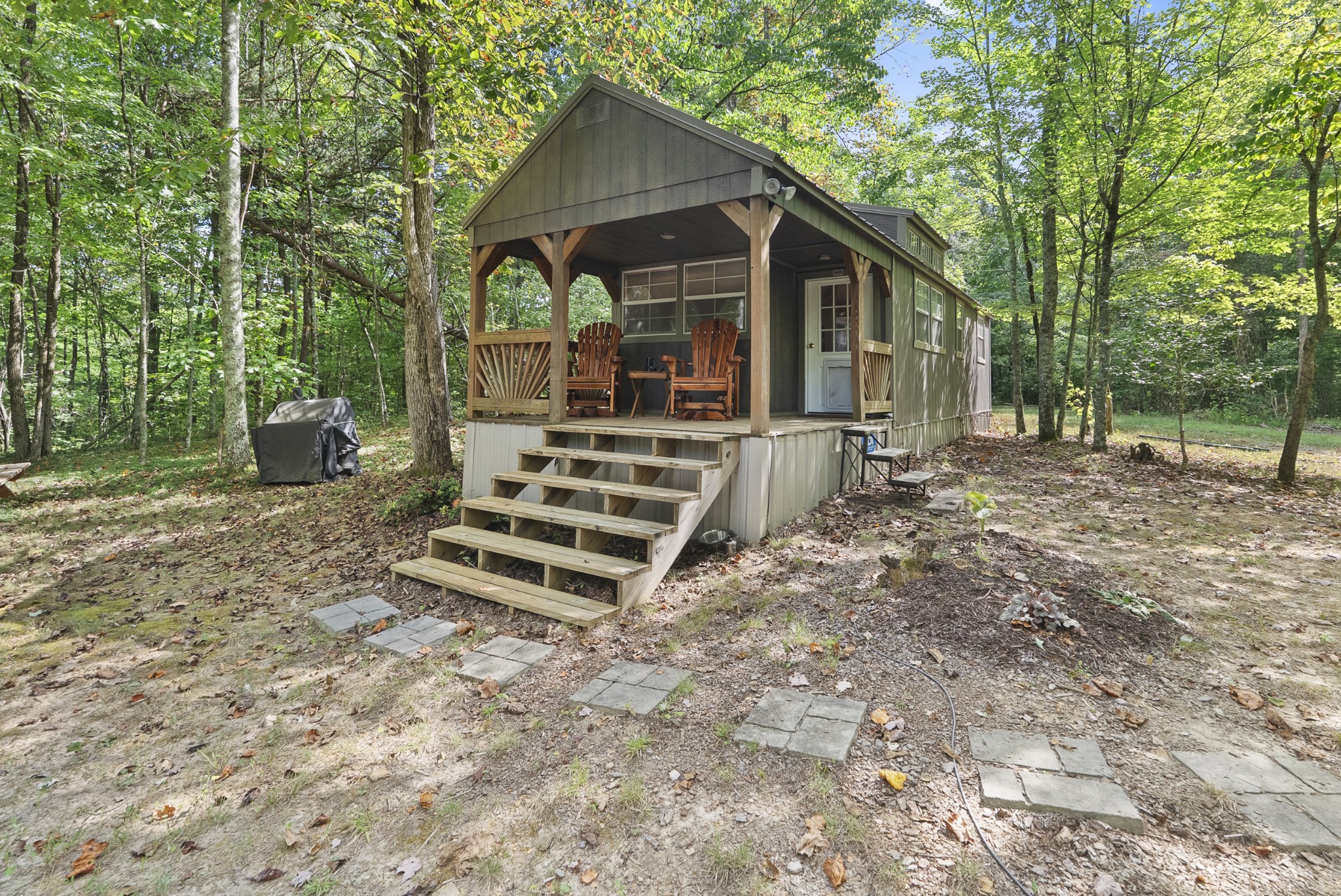 625 Meadows Ln