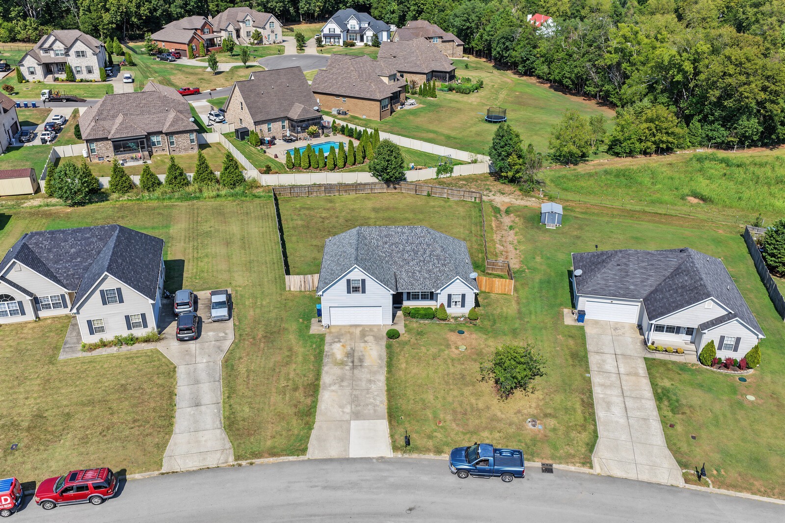 1220 Crescent Ridge Dr