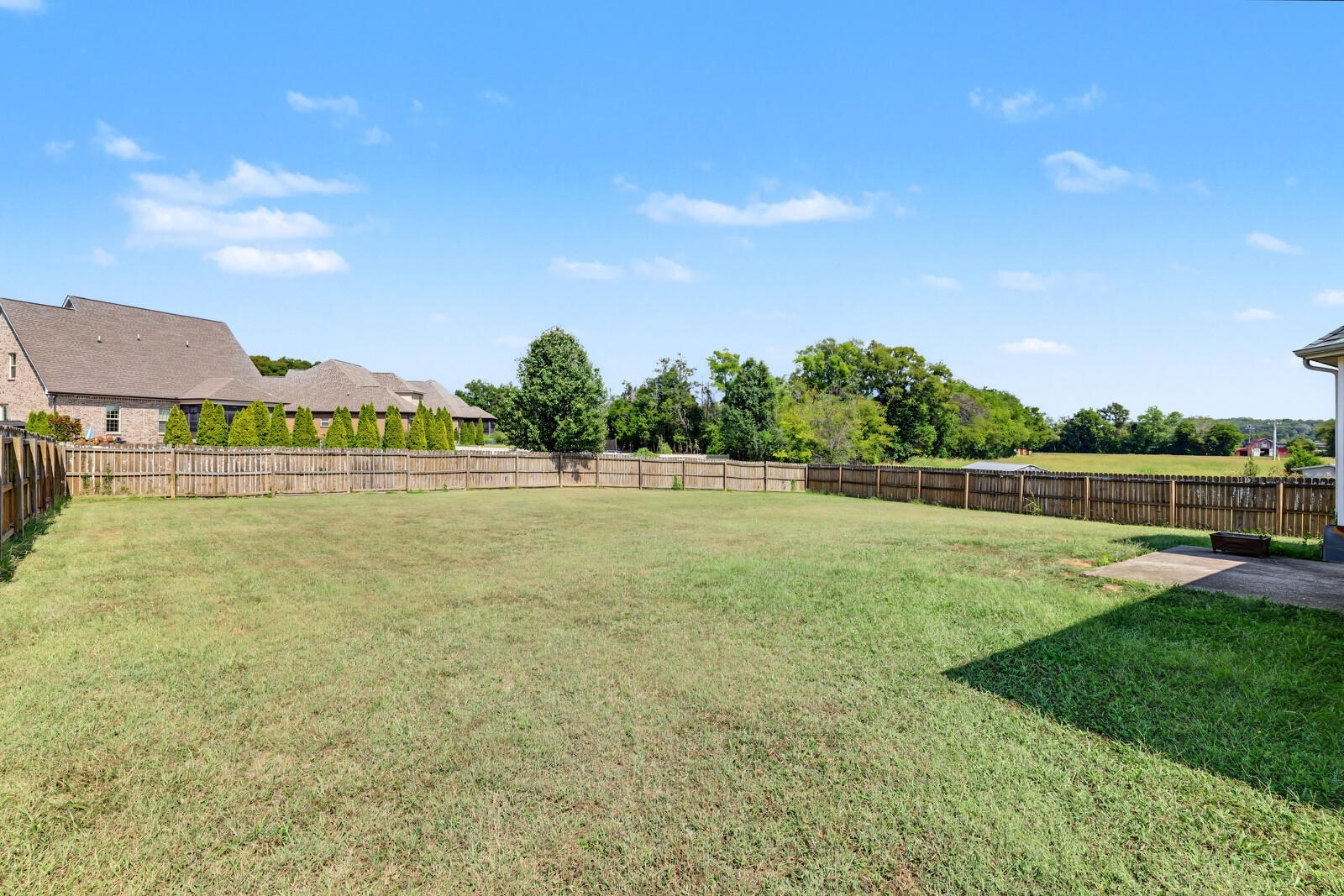 1220 Crescent Ridge Dr
