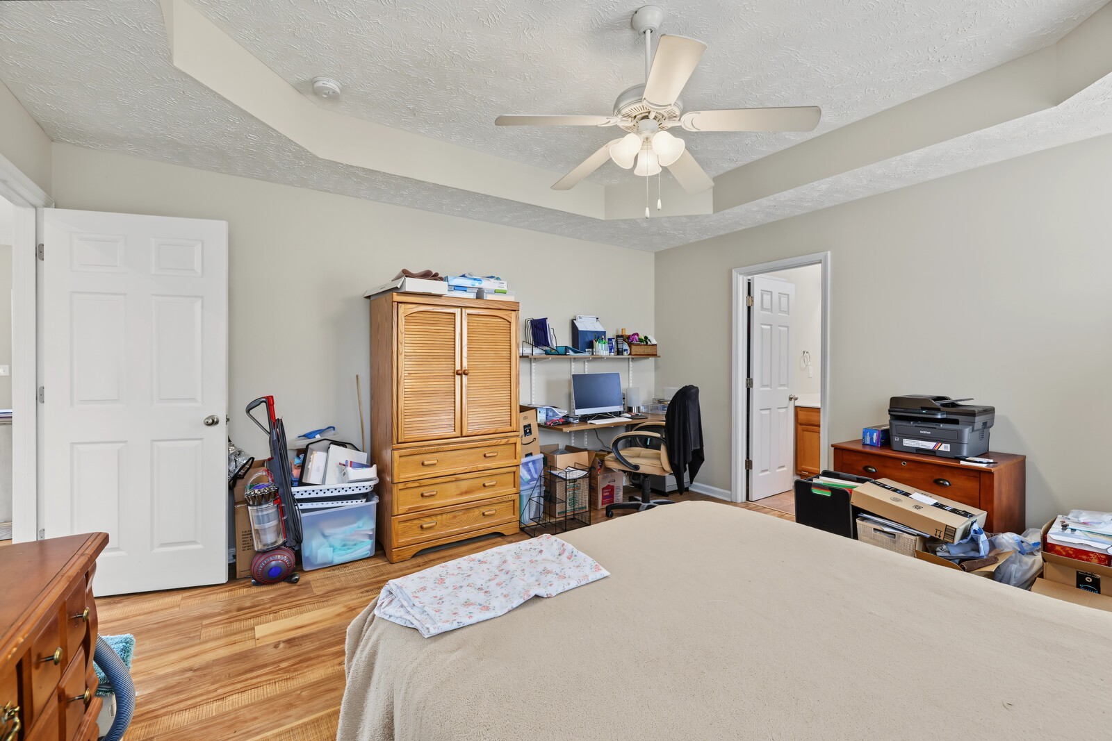 1220 Crescent Ridge Dr