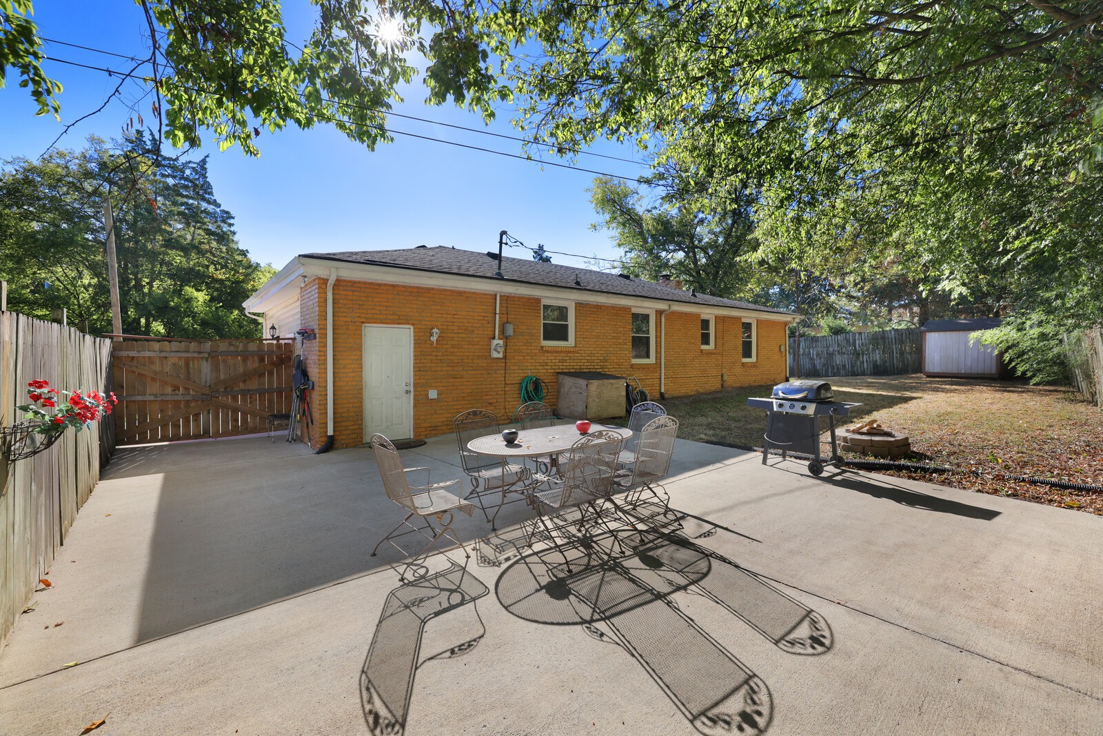 98 Curtiswood Dr
