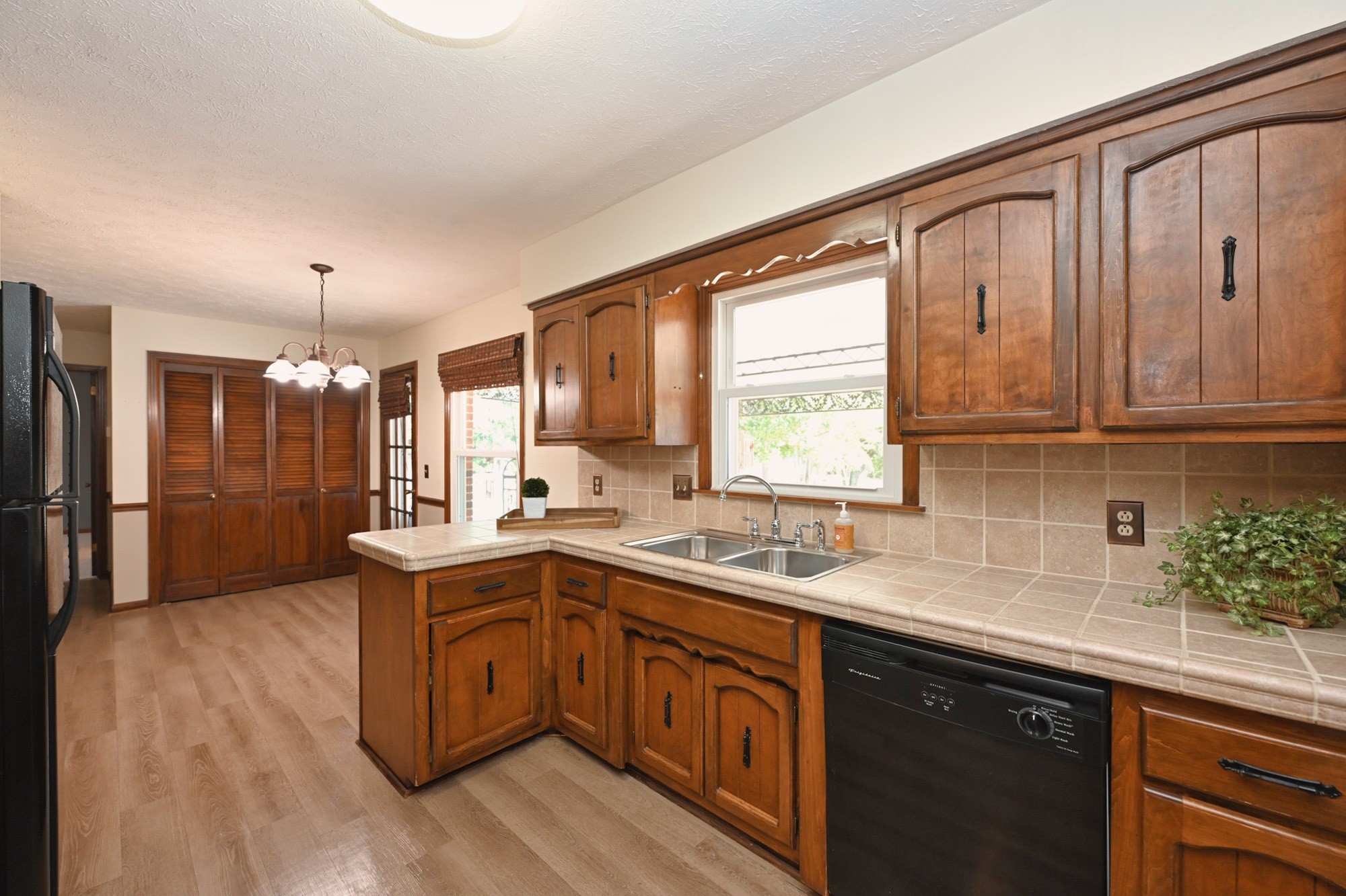 427 Walton Ferry Rd