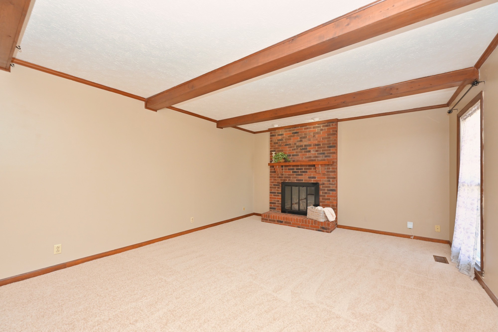 427 Walton Ferry Rd