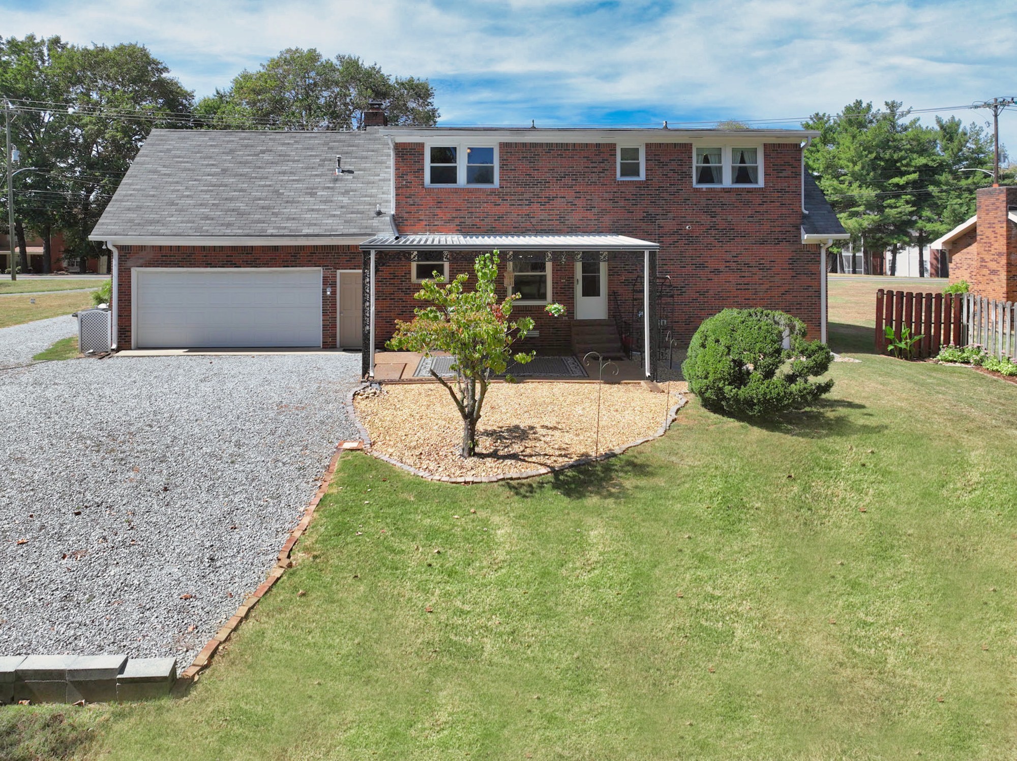 427 Walton Ferry Rd