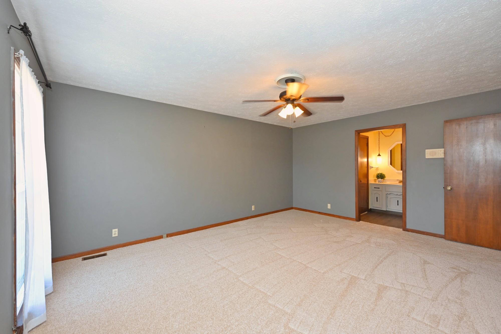 427 Walton Ferry Rd