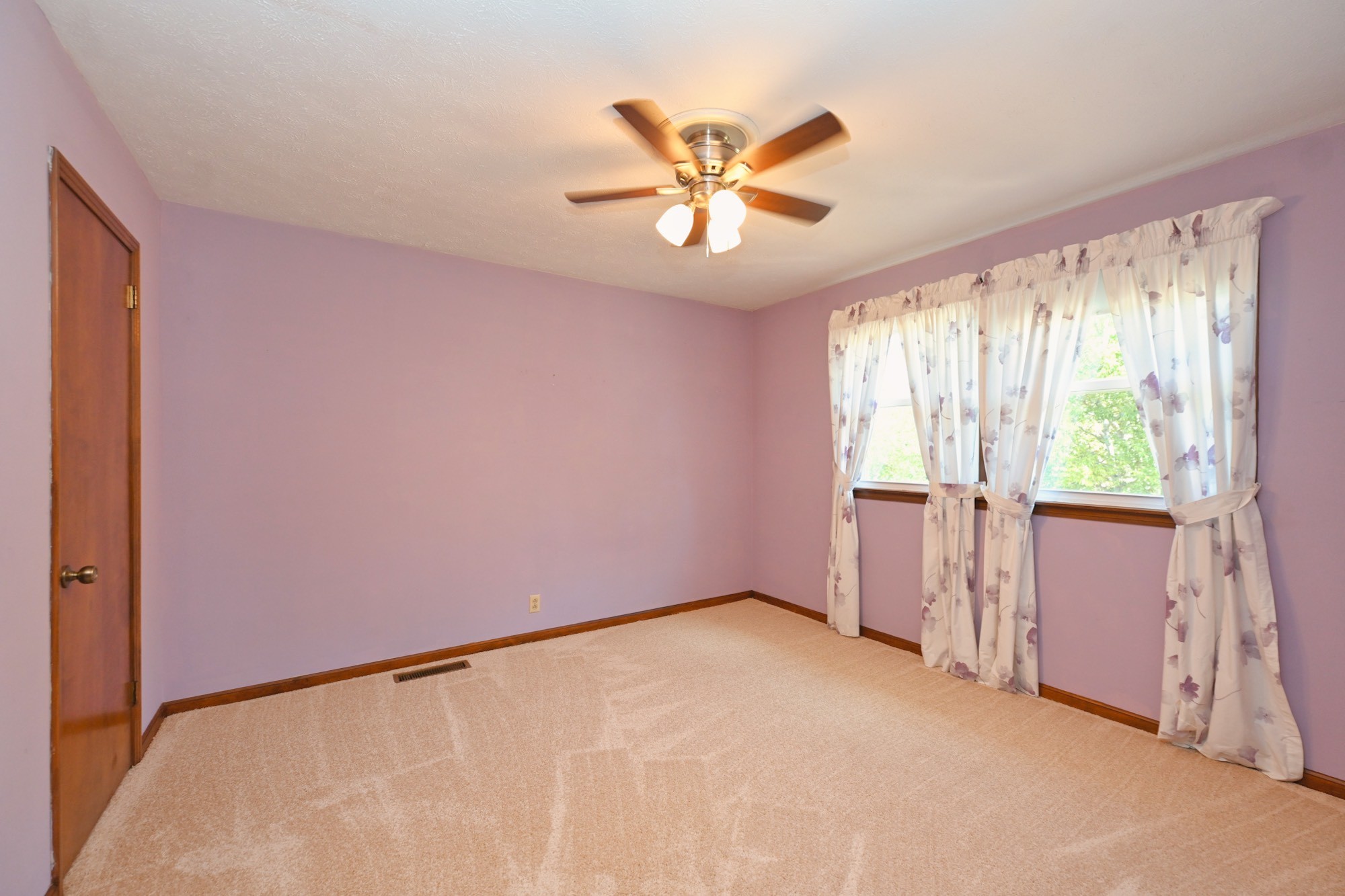 427 Walton Ferry Rd