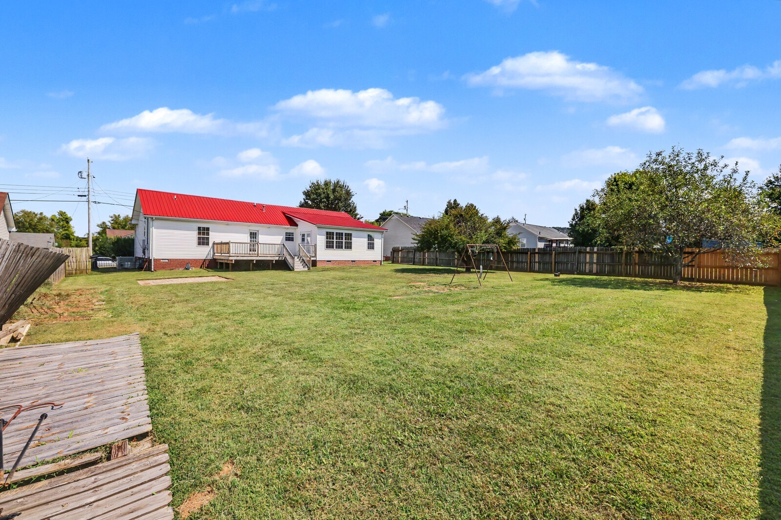 1612 London Dr