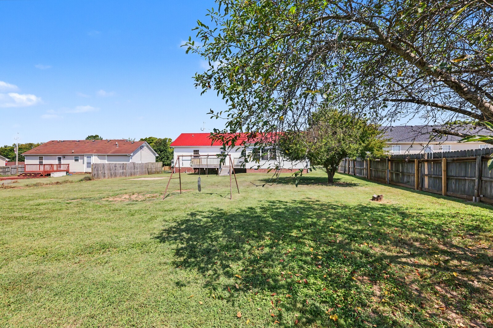 1612 London Dr