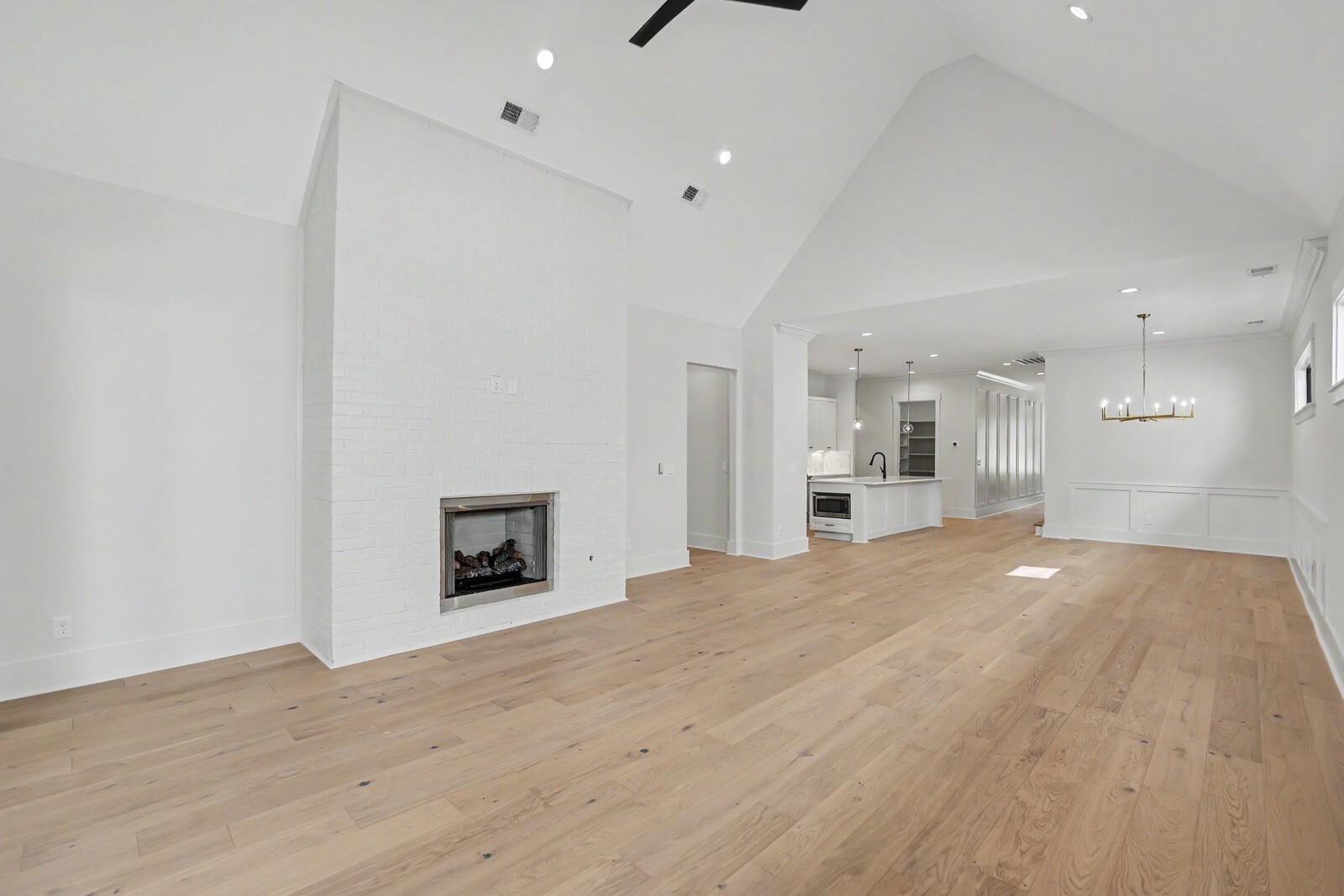 1112 Caldwell Ln