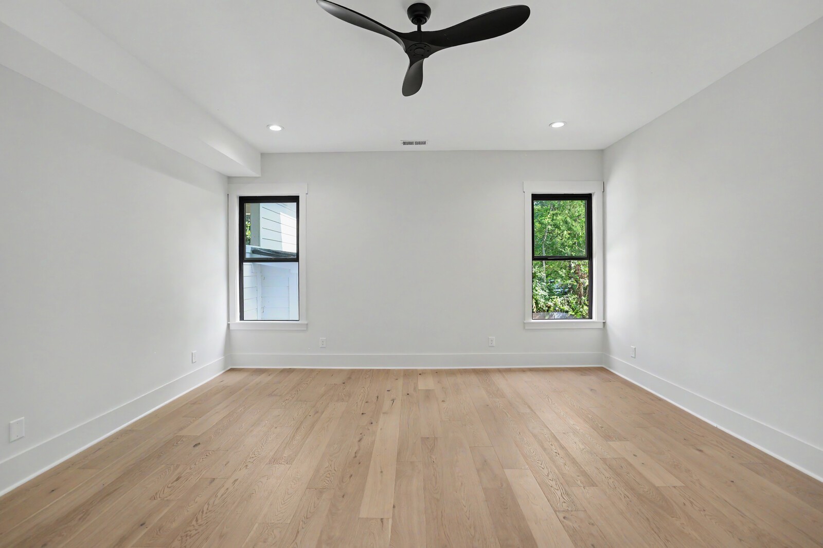 1112 Caldwell Ln