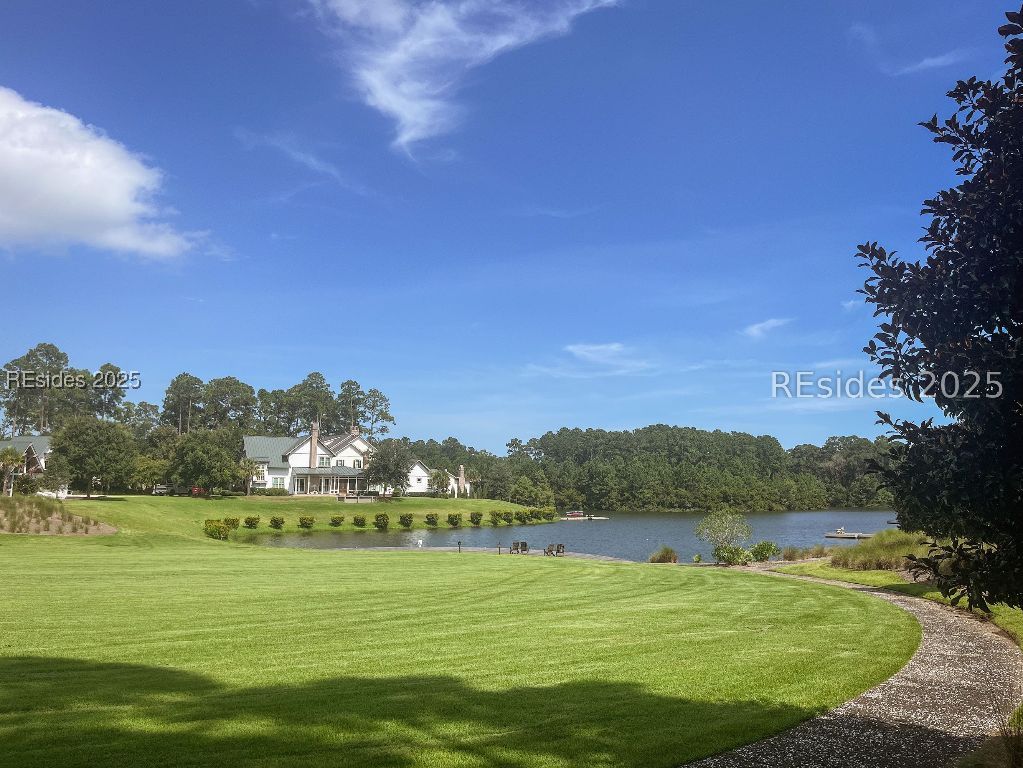5 Waterfowl Road