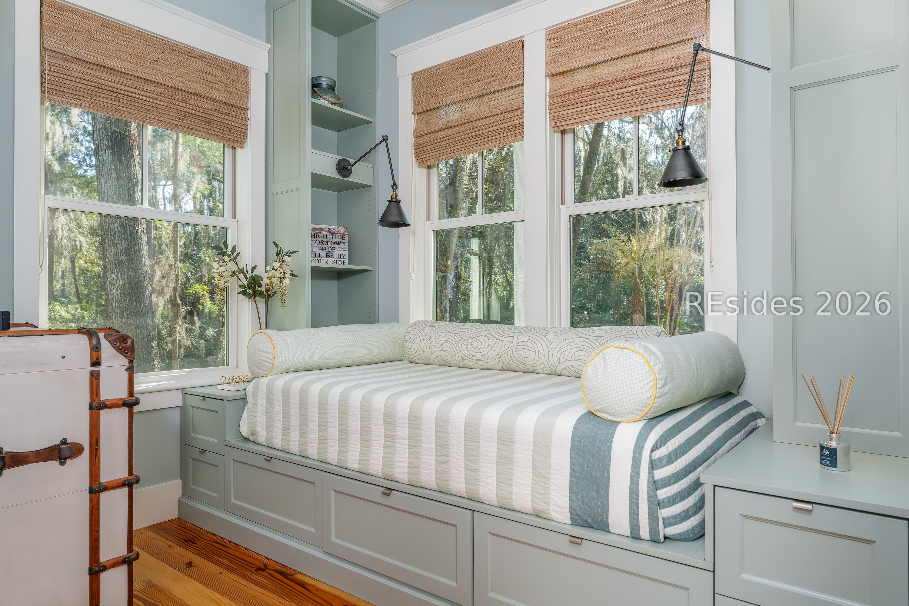 27 Greenleaf Road