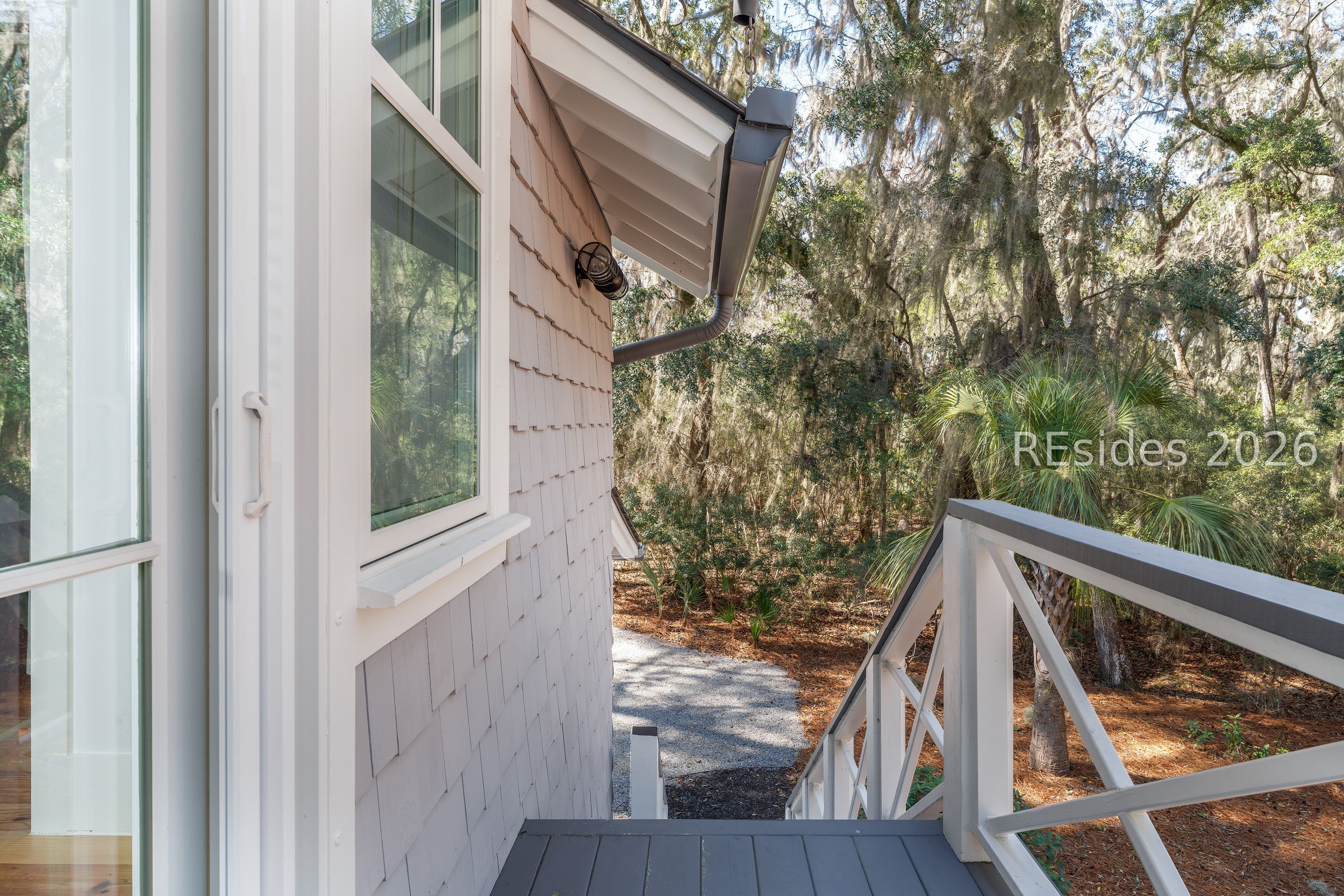 27 Greenleaf Road