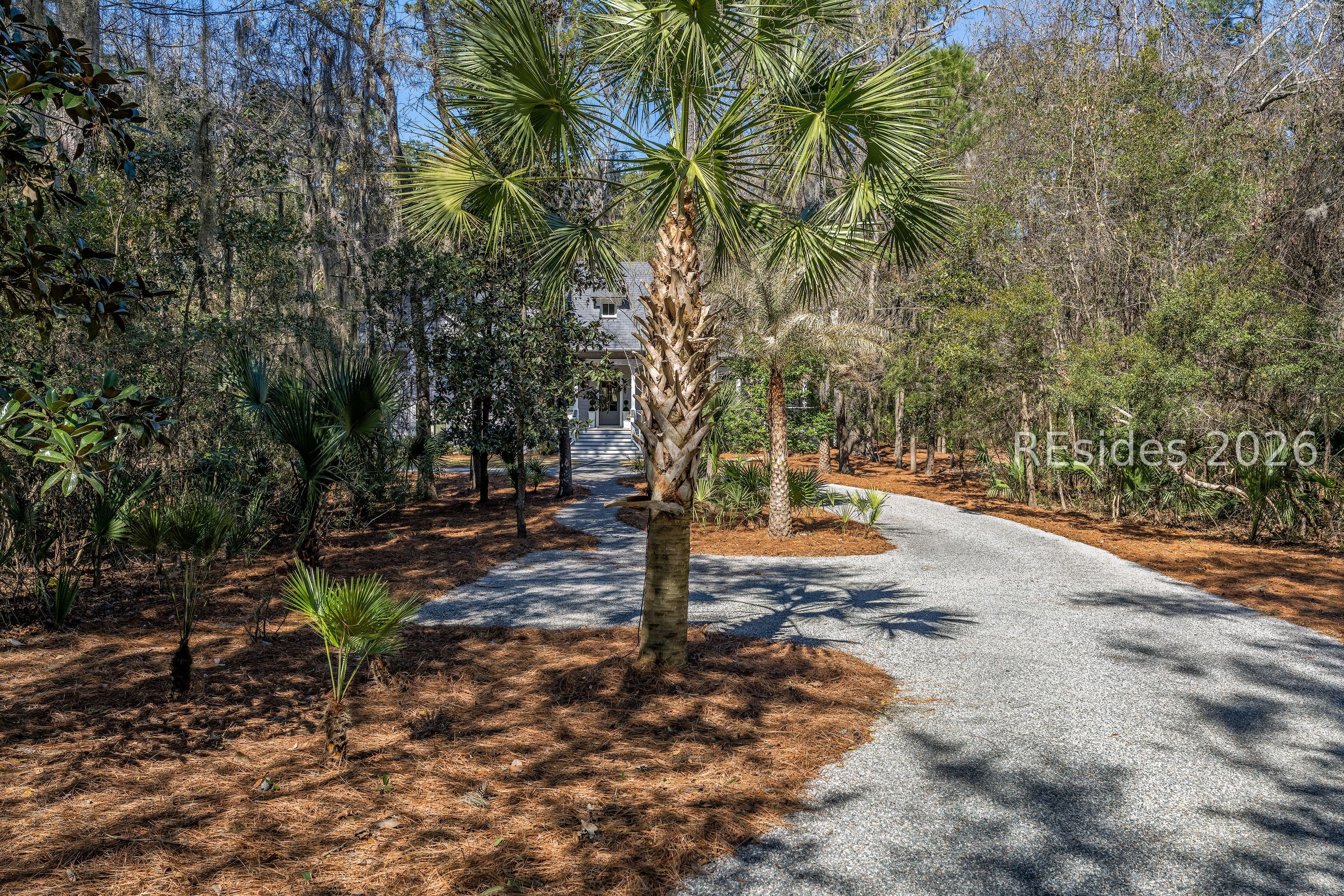 27 Greenleaf Road