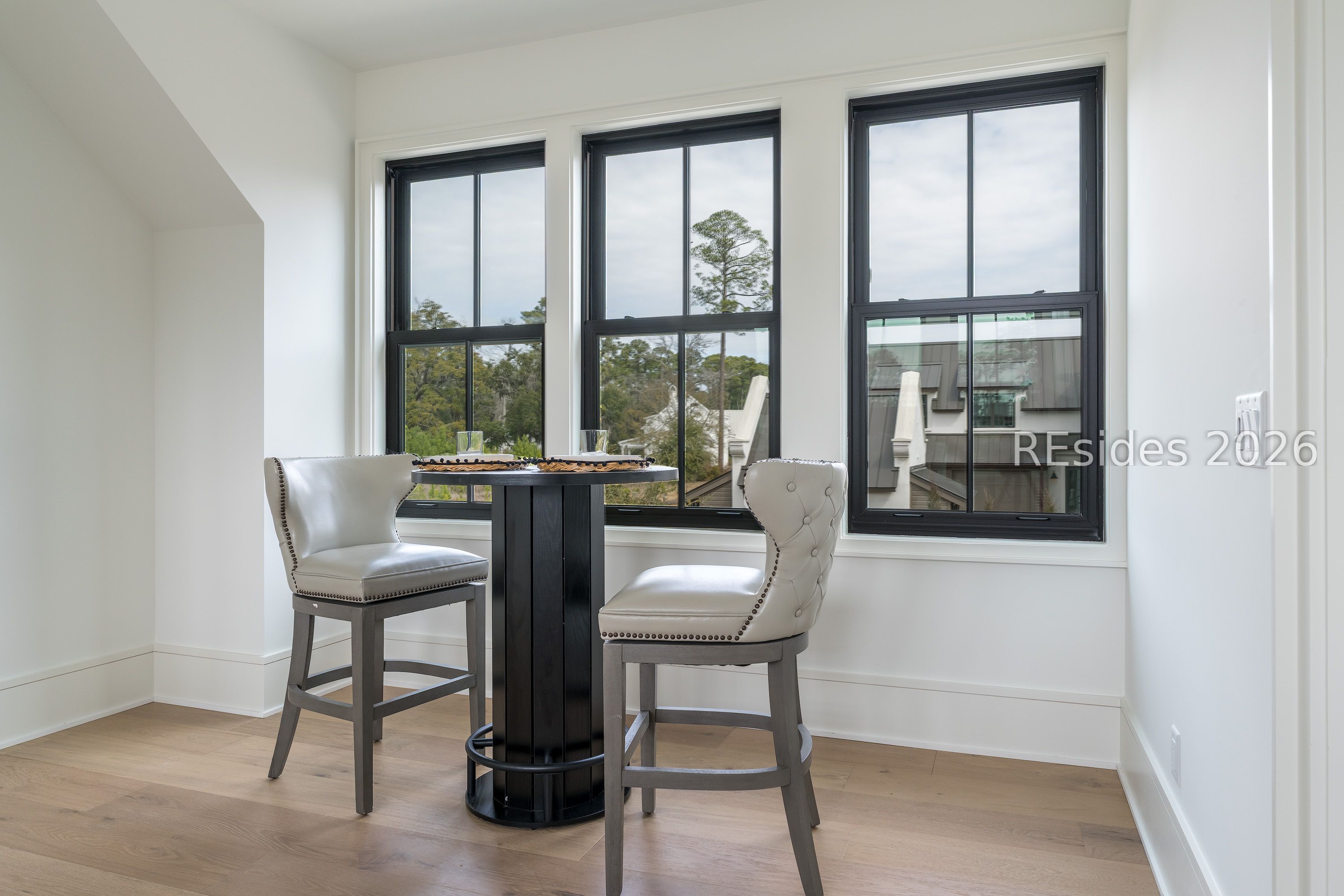 452 Davies Road