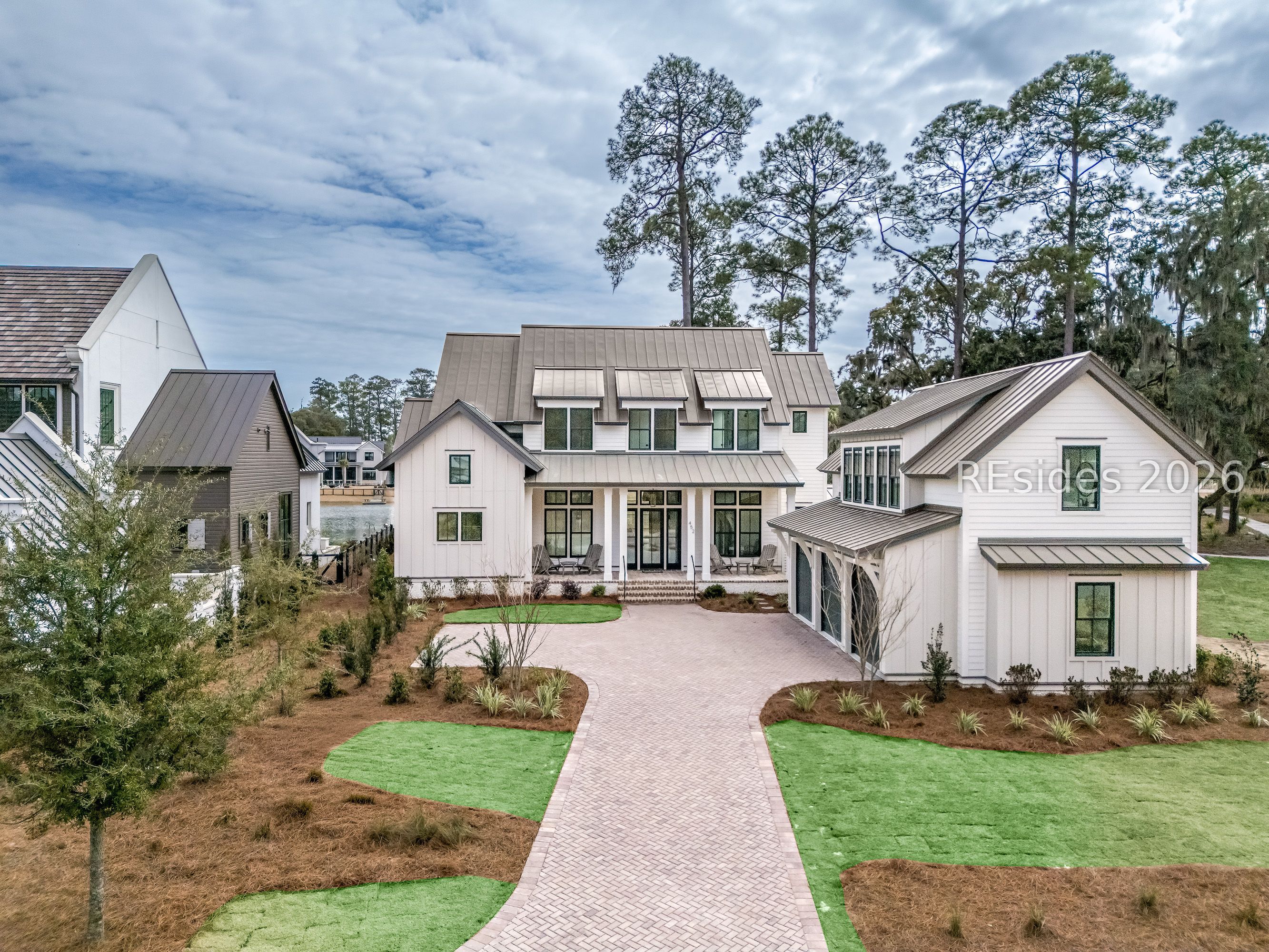 452 Davies Road