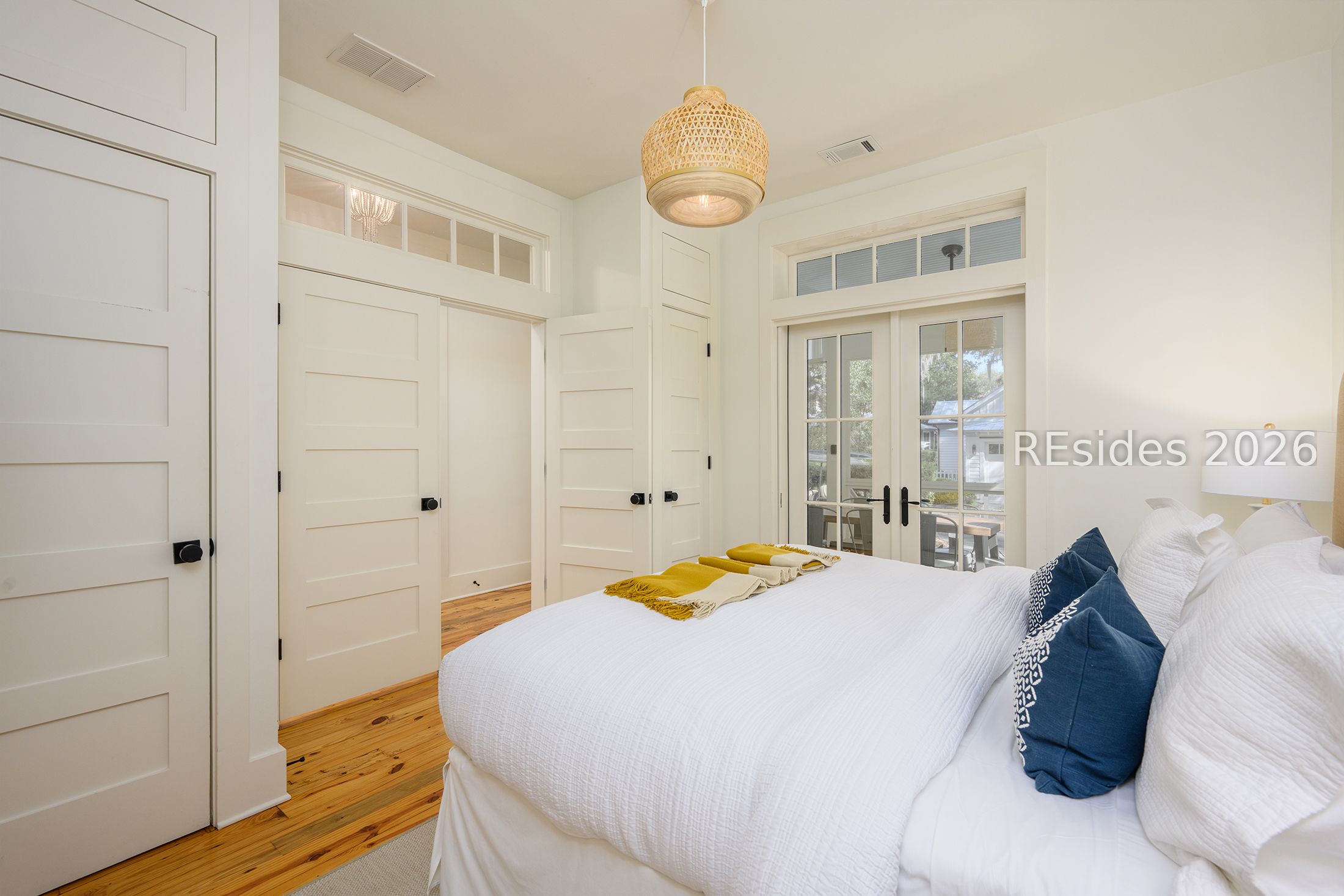 15 S Drayton Street