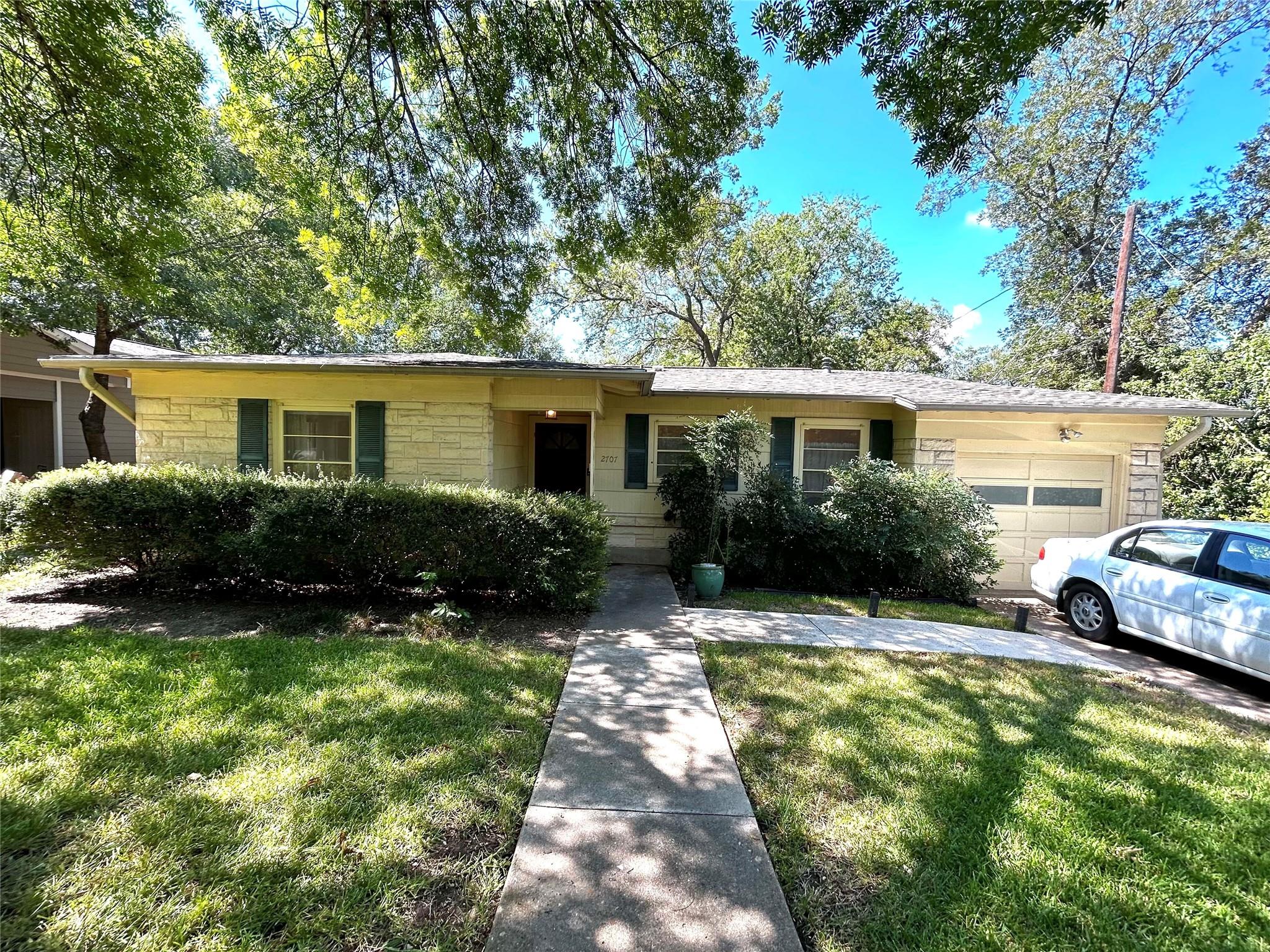 2707 White Horse TRL