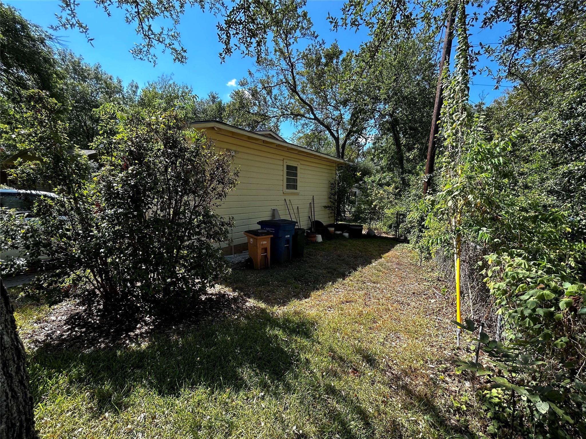 2707 White Horse TRL